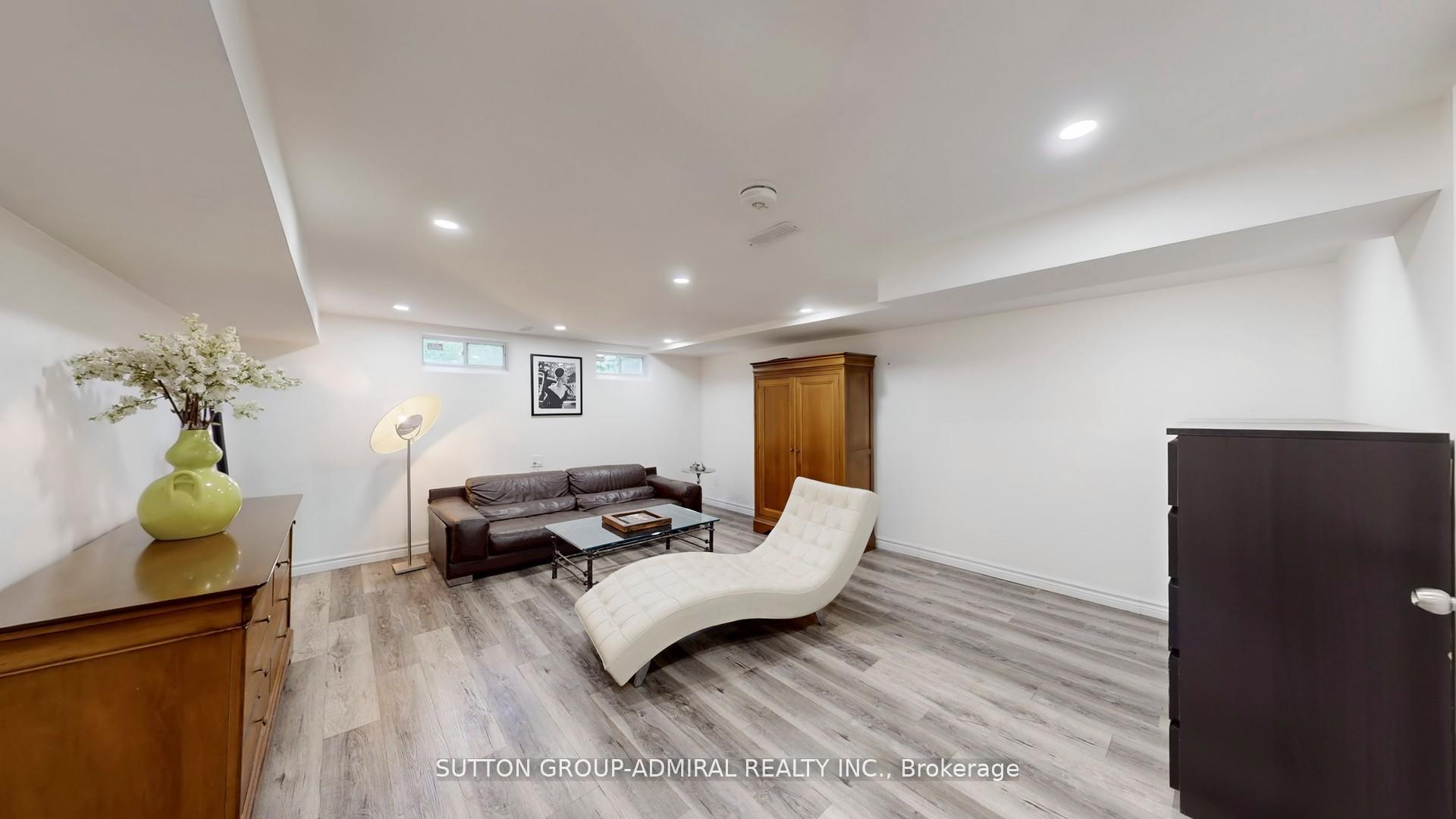 Photo 18 of Unit Main, 9767 Niagara River Parkway, Niagara Falls, Lyons Creek — HOMEH