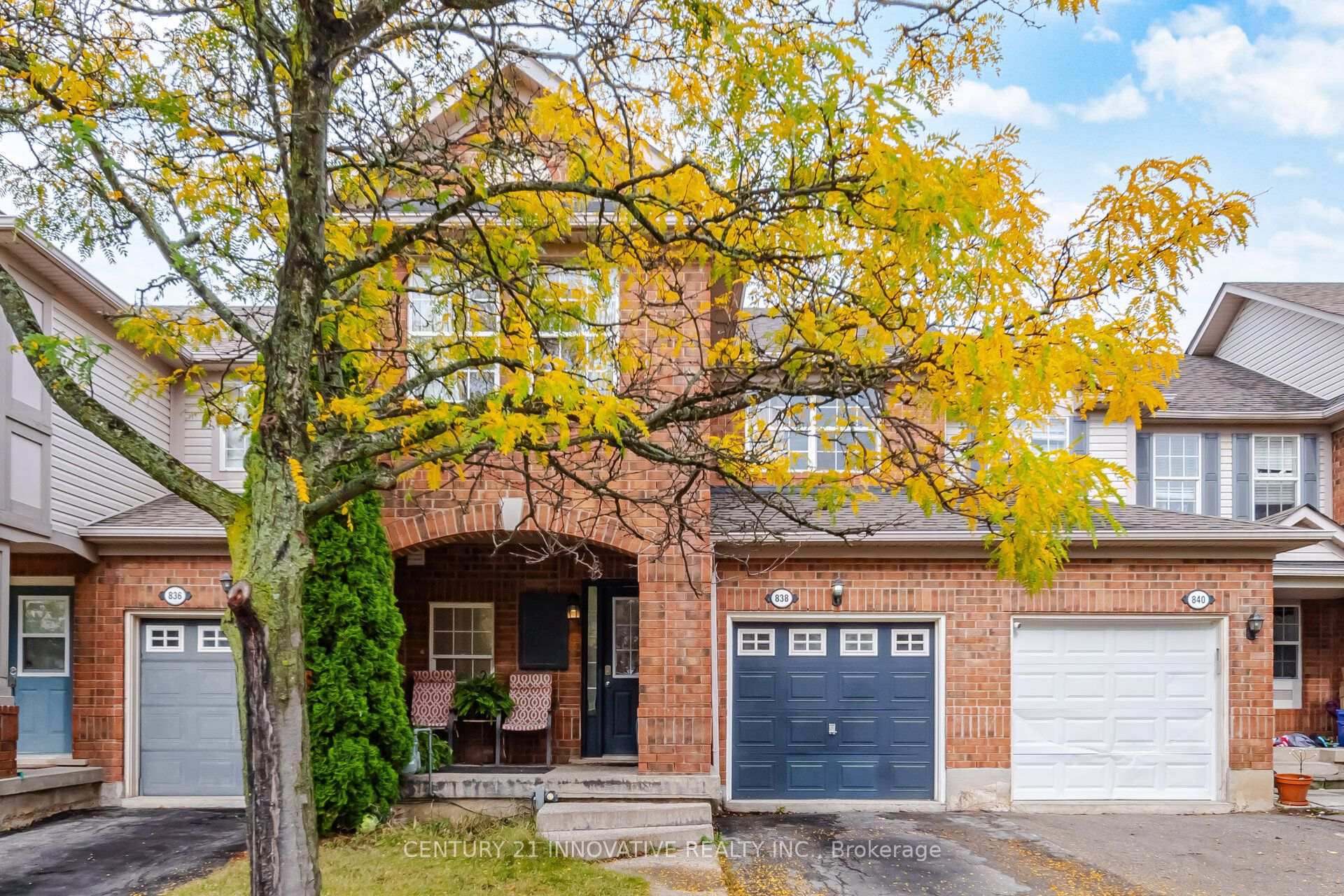 Photo 1 of 838 Mckay Crescent, Milton, Beaty — HOMEH