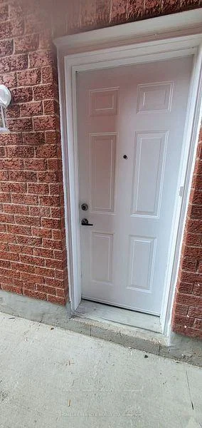 Photo 6 of Unit Basement, 12 Beresford Crescent, Brampton, Bram East — HOMEH
