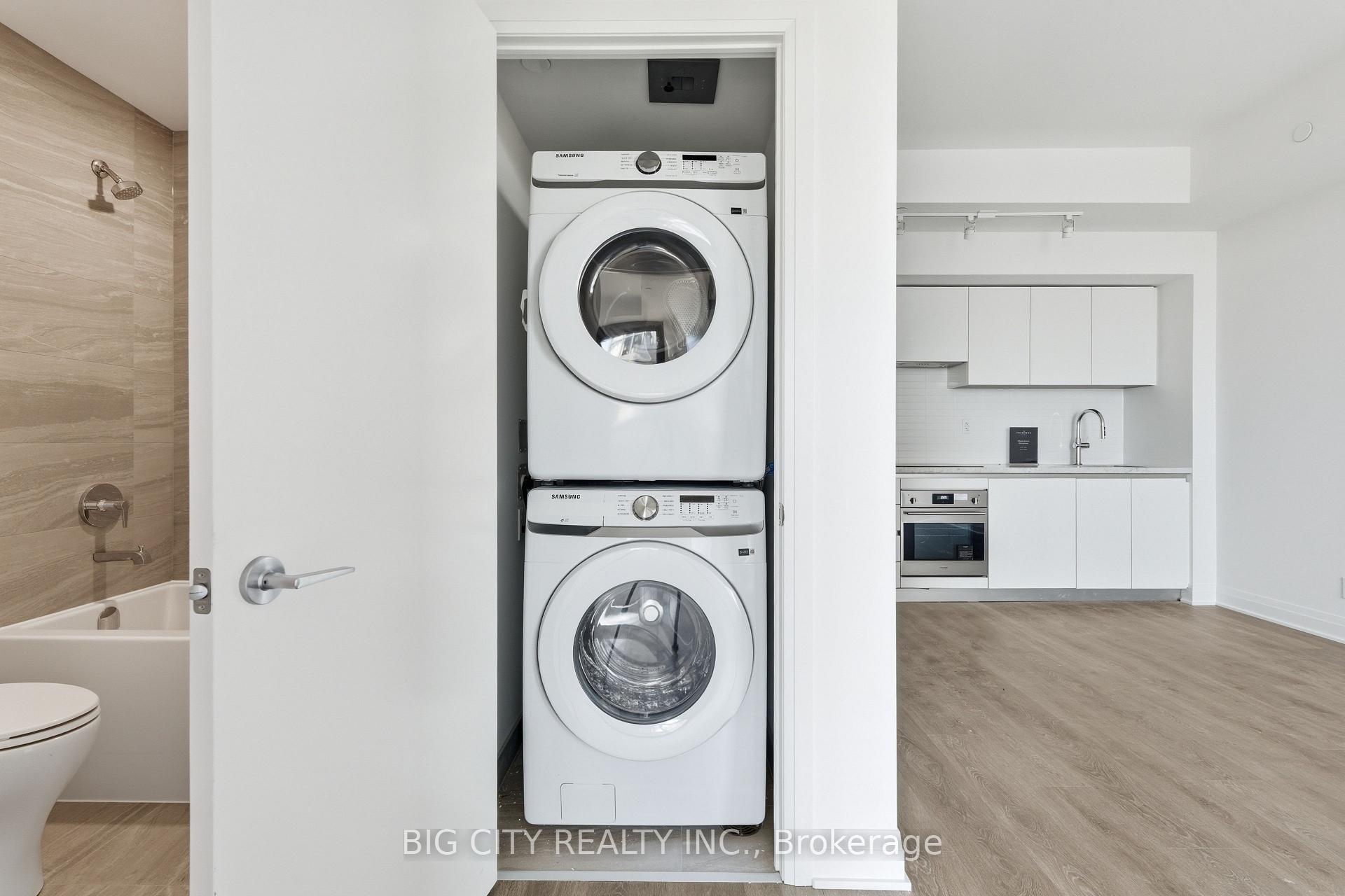 Photo 18 of Unit 1206, 25 Frederick Todd Way, Toronto, Leaside — HOMEH