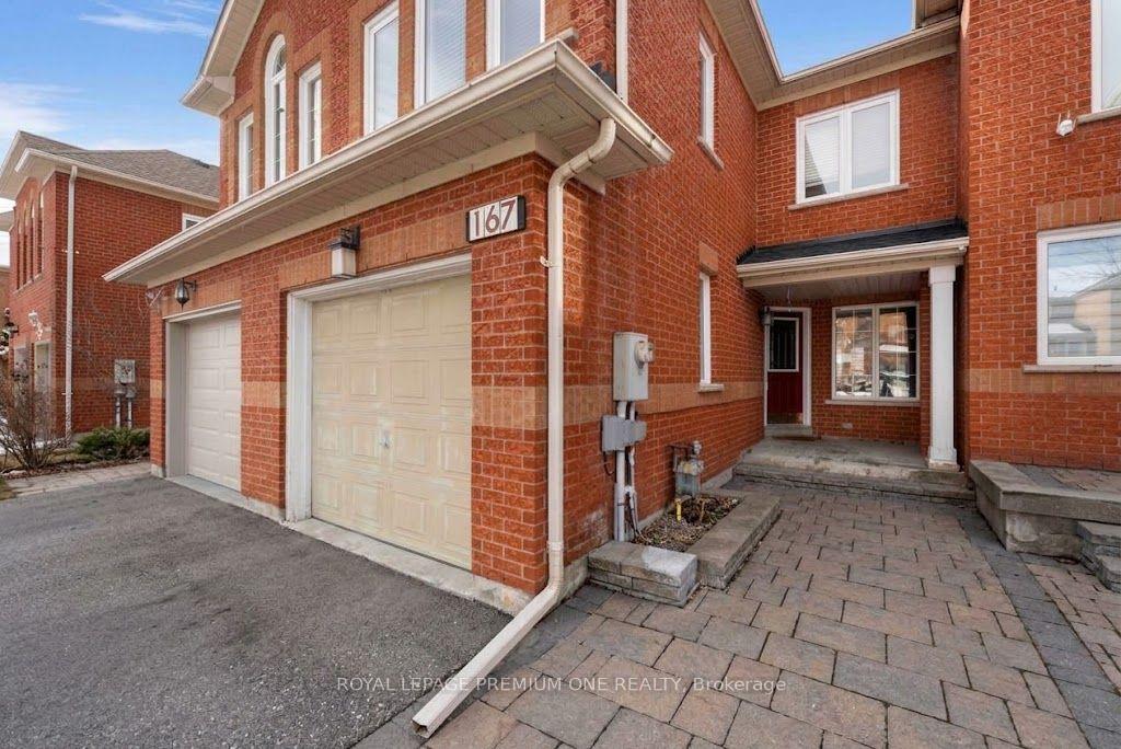 Photo 2 of 167 Parktree Drive, Vaughan, Maple — HOMEH