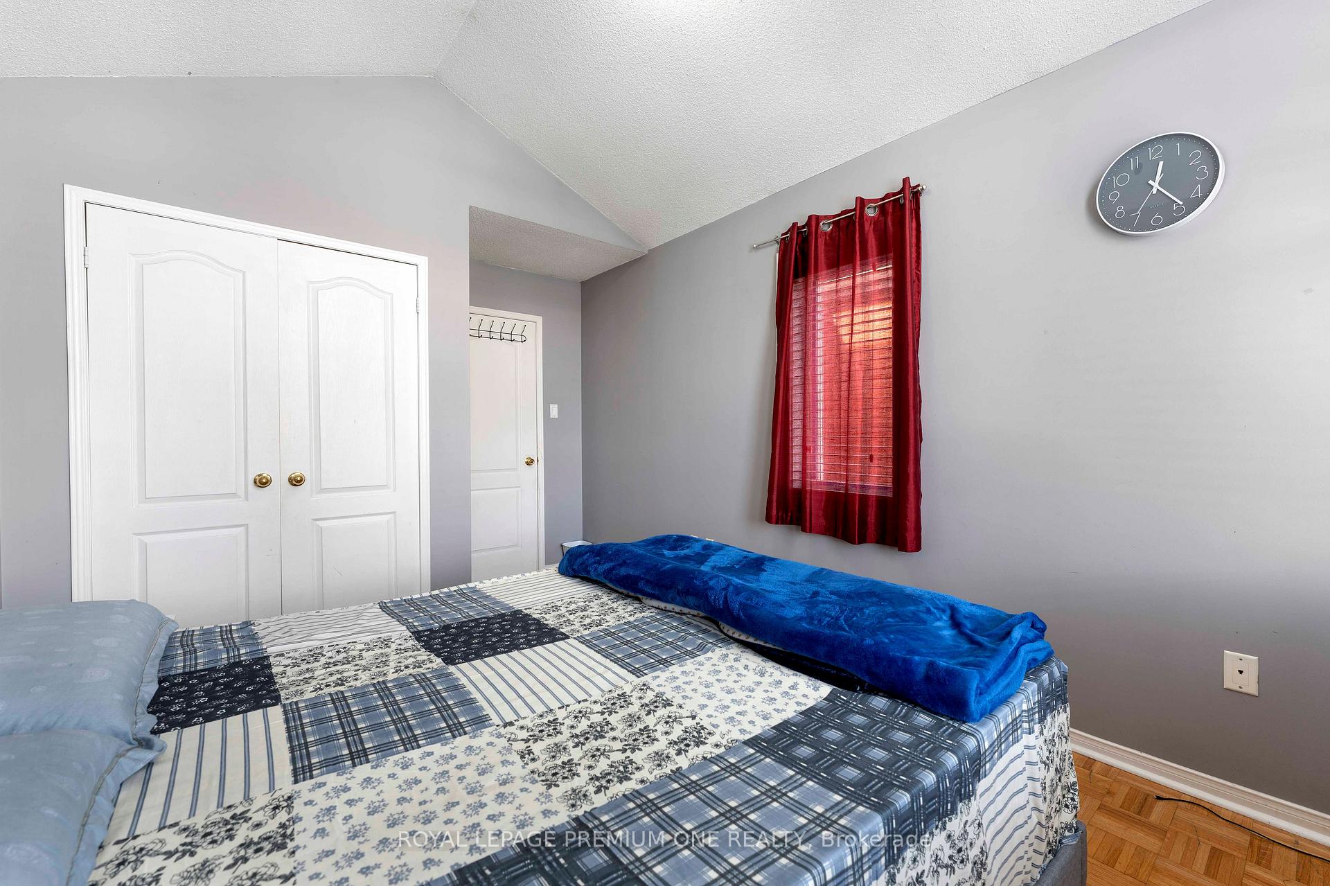 Photo 21 of 167 Parktree Drive, Vaughan, Maple — HOMEH