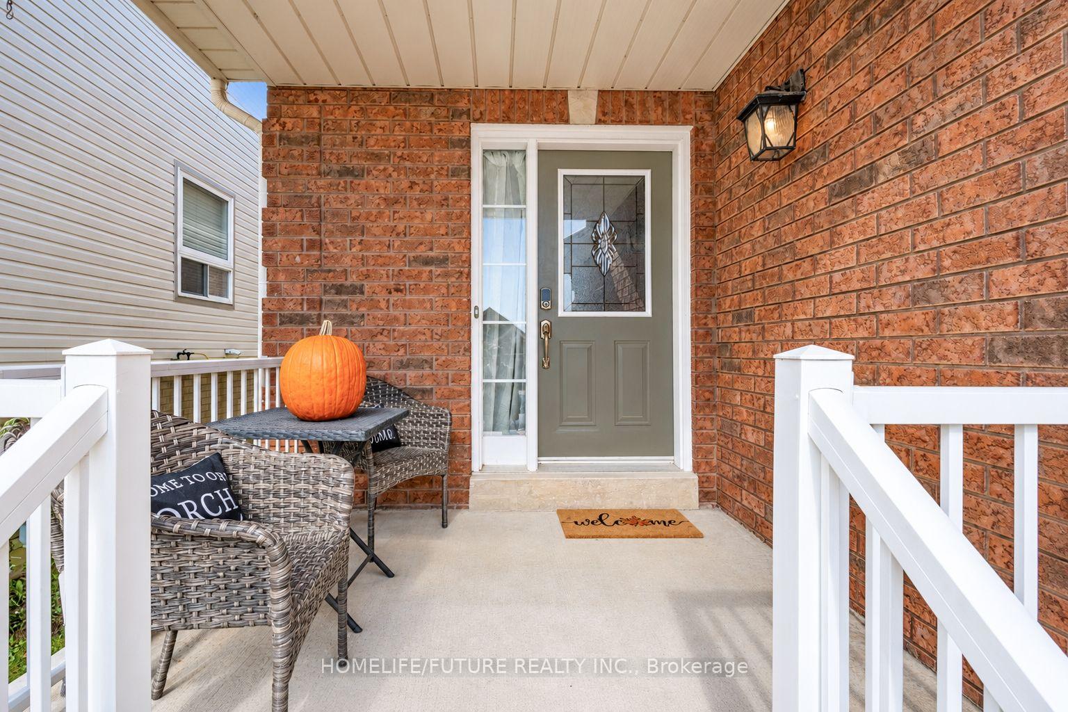 Photo 3 of 28 Montague Avenue, Clarington, Courtice — HOMEH