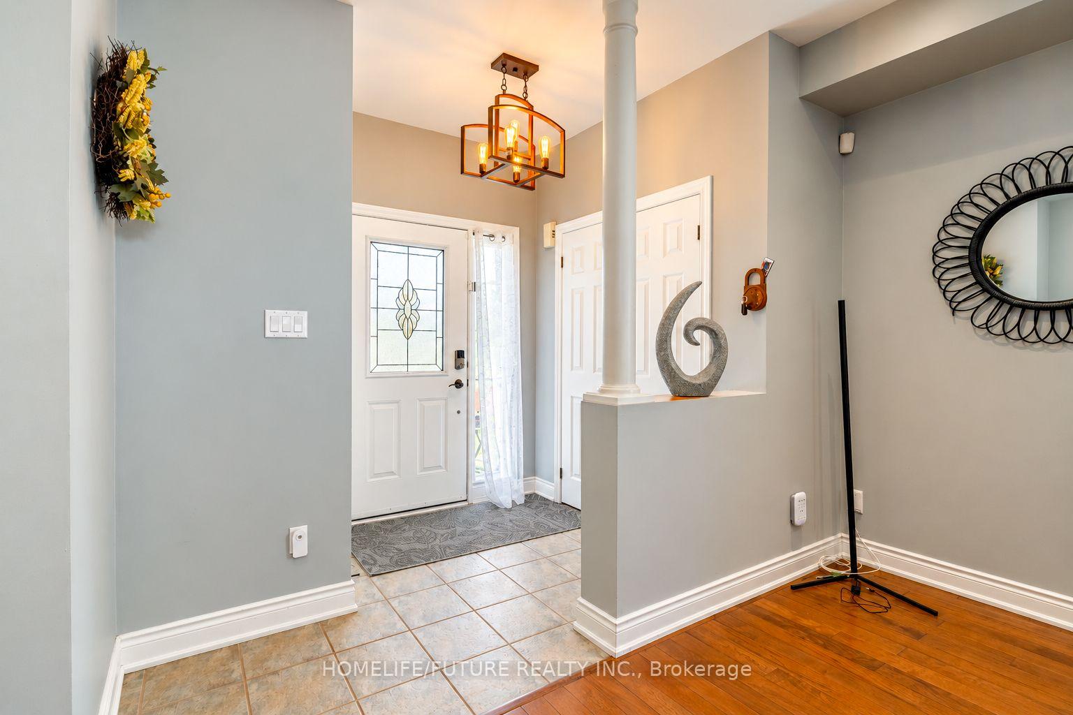 Photo 4 of 28 Montague Avenue, Clarington, Courtice — HOMEH