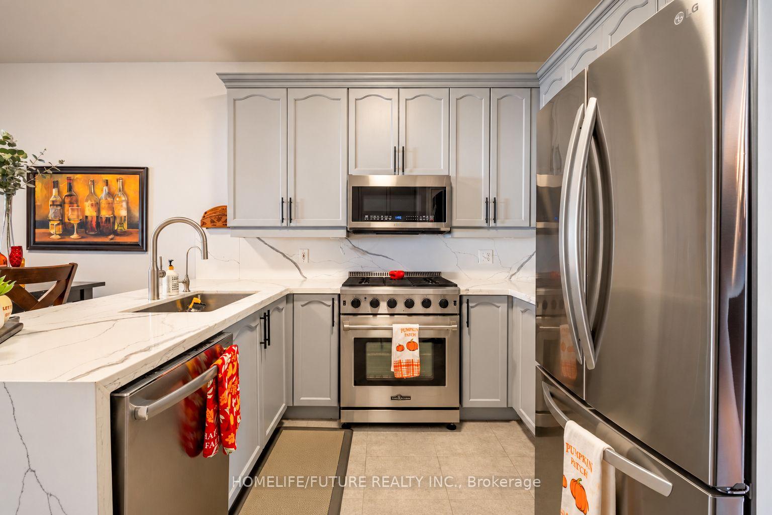 Photo 9 of 28 Montague Avenue, Clarington, Courtice — HOMEH