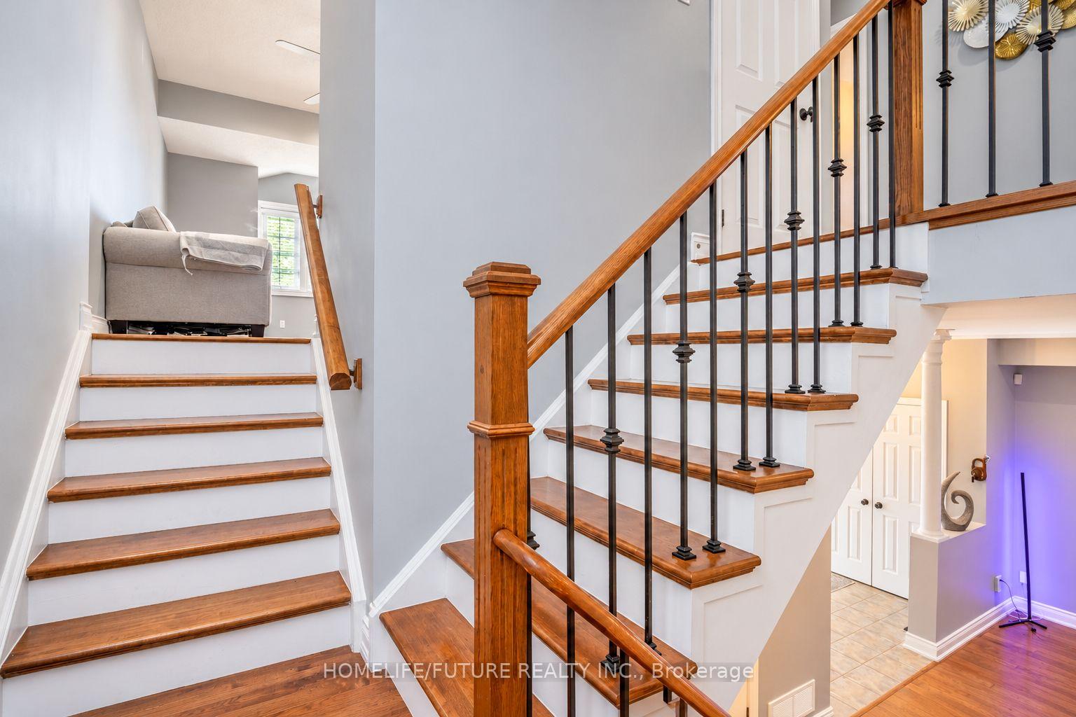 Photo 14 of 28 Montague Avenue, Clarington, Courtice — HOMEH