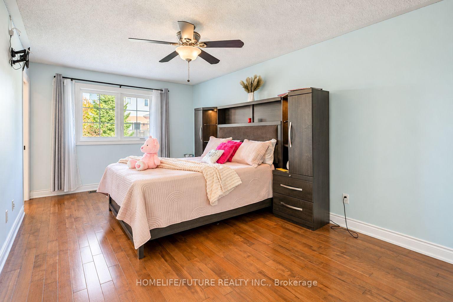 Photo 23 of 28 Montague Avenue, Clarington, Courtice — HOMEH