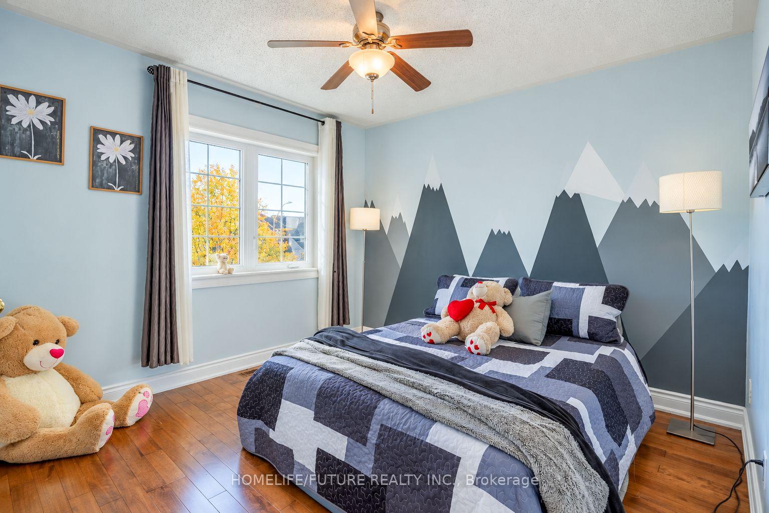 Photo 26 of 28 Montague Avenue, Clarington, Courtice — HOMEH