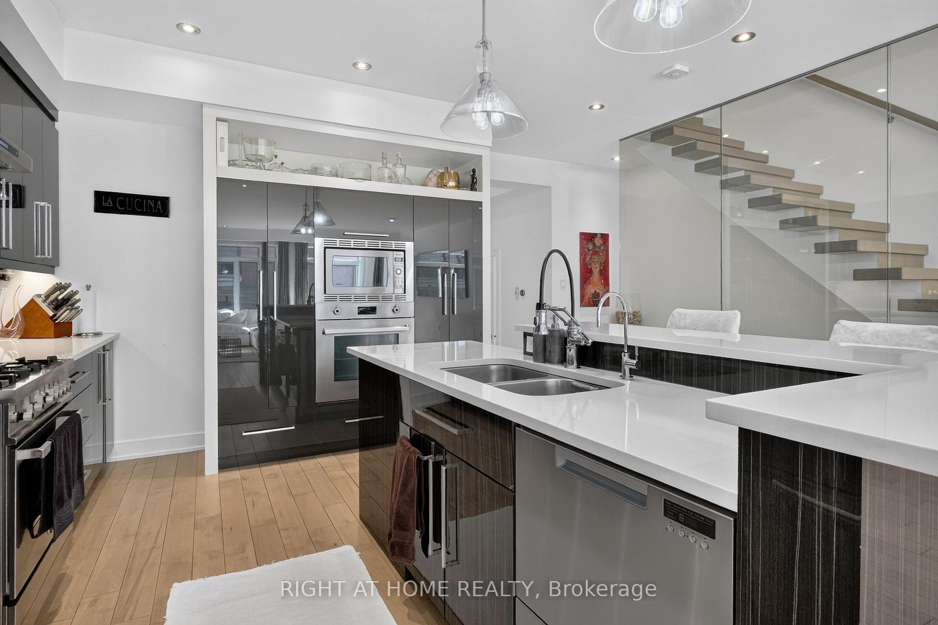 Photo 16 of 420 Athlone Avenue, Ottawa, Westboro/Hampton Park — HOMEH