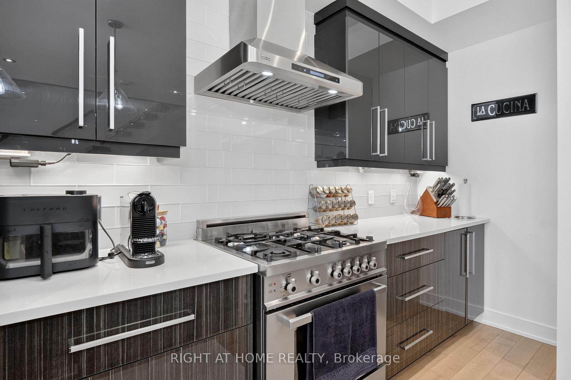 Photo 18 of 420 Athlone Avenue, Ottawa, Westboro/Hampton Park — HOMEH