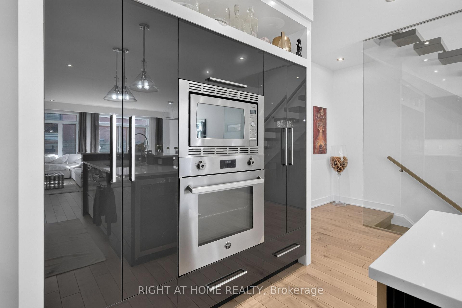 Photo 19 of 420 Athlone Avenue, Ottawa, Westboro/Hampton Park — HOMEH