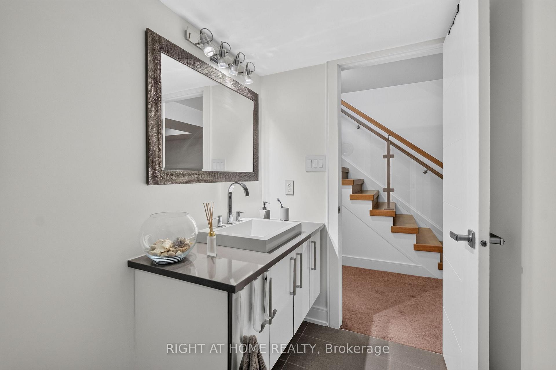 Photo 47 of 420 Athlone Avenue, Ottawa, Westboro/Hampton Park — HOMEH