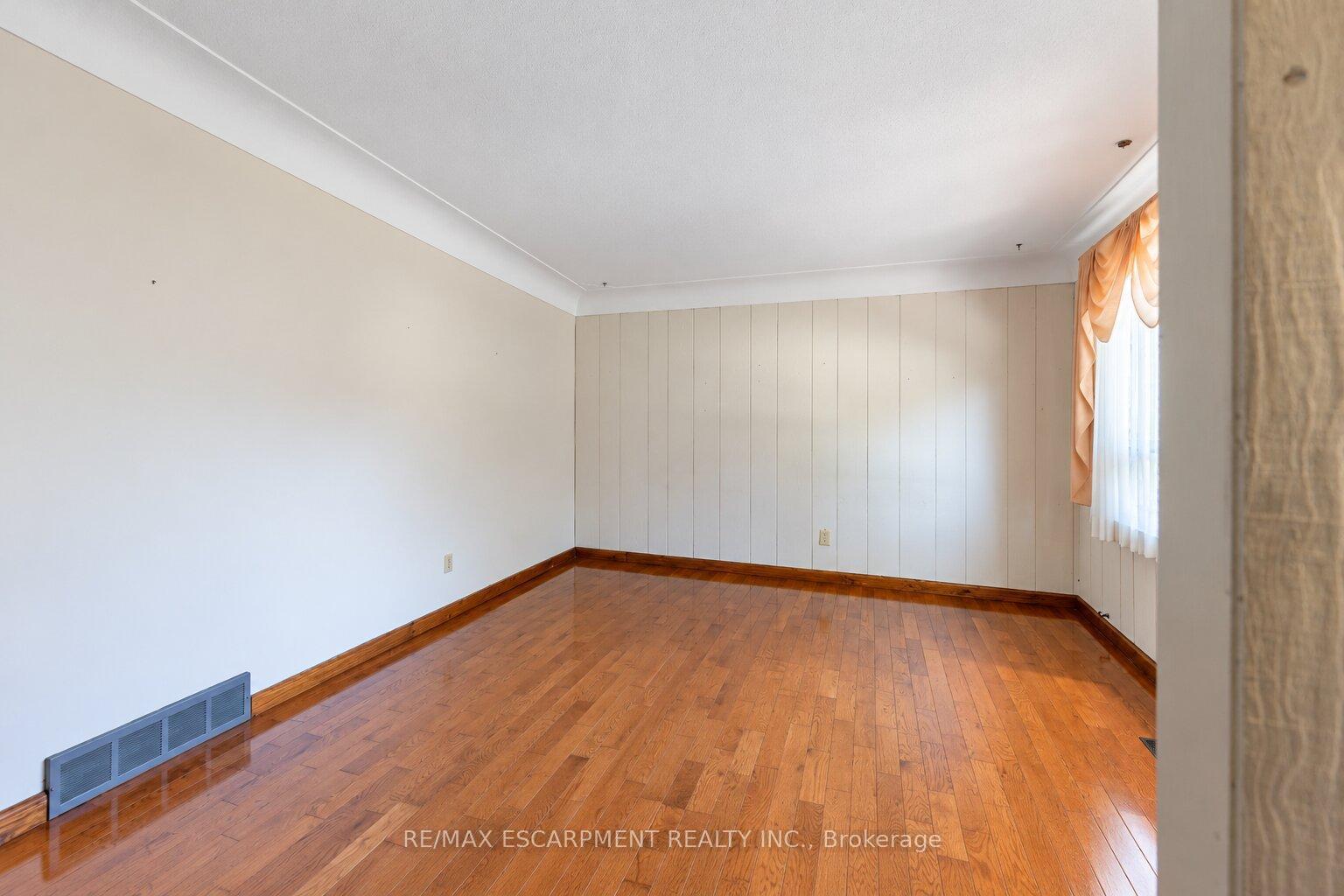 Photo 9 of 28 Shadyside Avenue, Hamilton, Burkholme — HOMEH