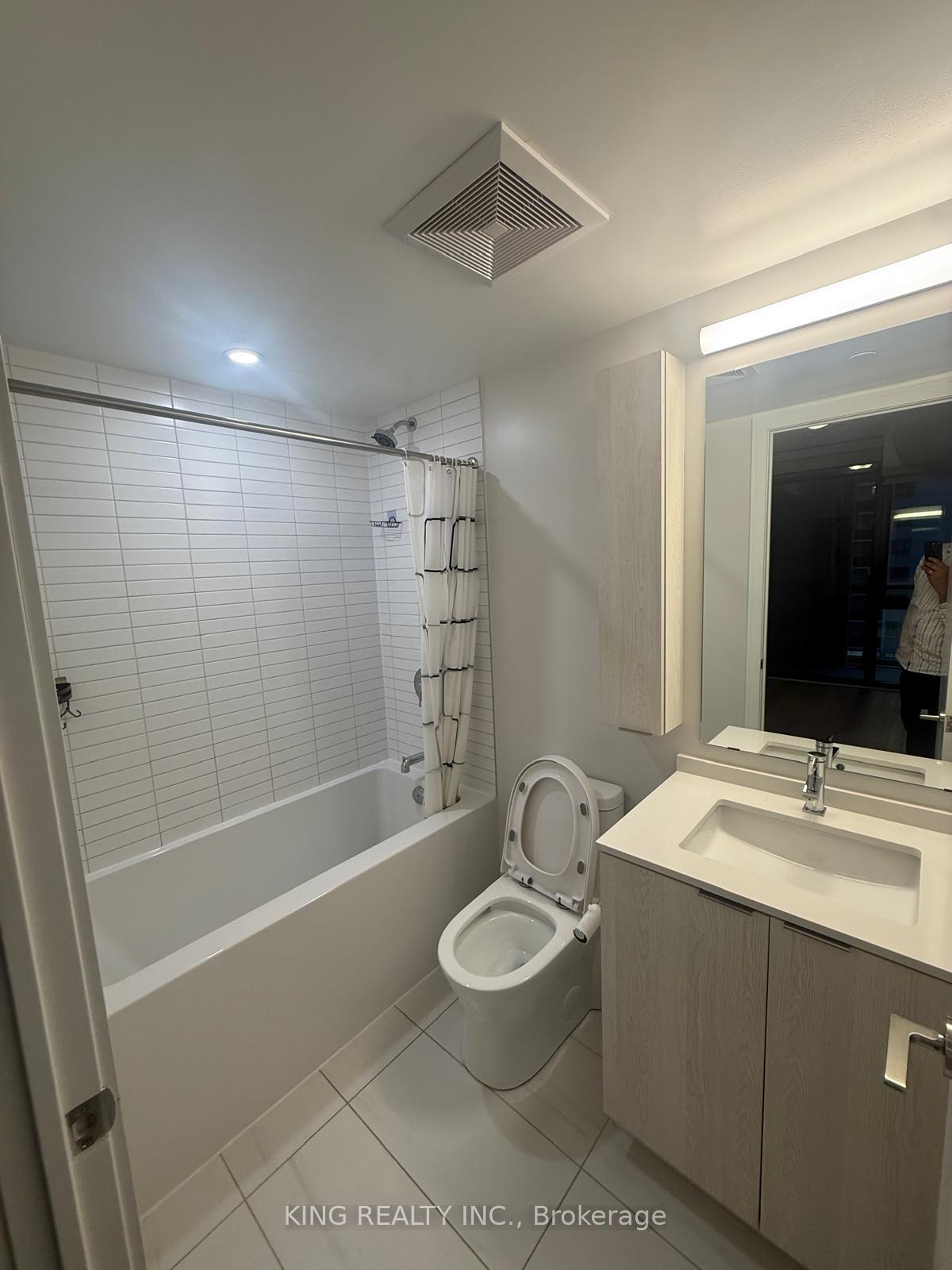 Photo 12 of Unit 411, 86 Dundas Street E, Mississauga, Cooksville — HOMEH