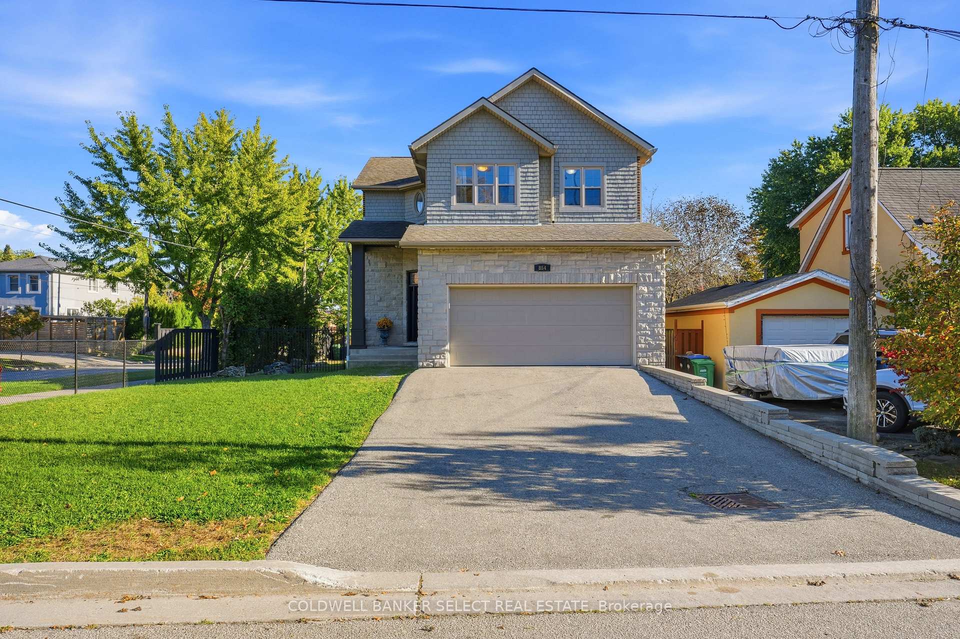 Photo 1 of 854 Sixth Street, Mississauga, Lakeview — HOMEH