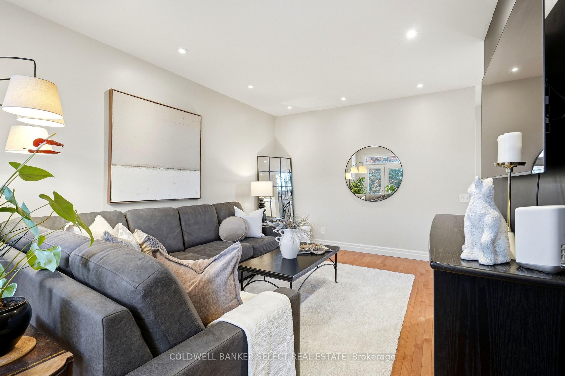 Photo 13 of 854 Sixth Street, Mississauga, Lakeview — HOMEH