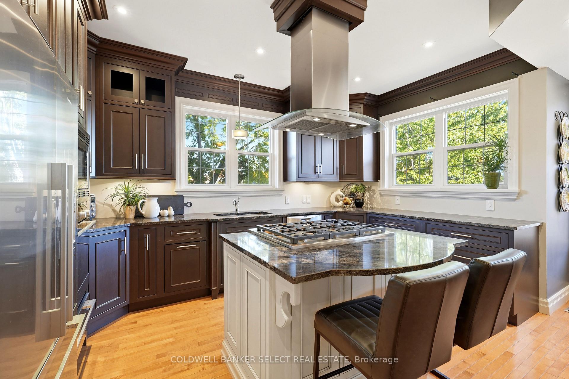 Photo 17 of 854 Sixth Street, Mississauga, Lakeview — HOMEH
