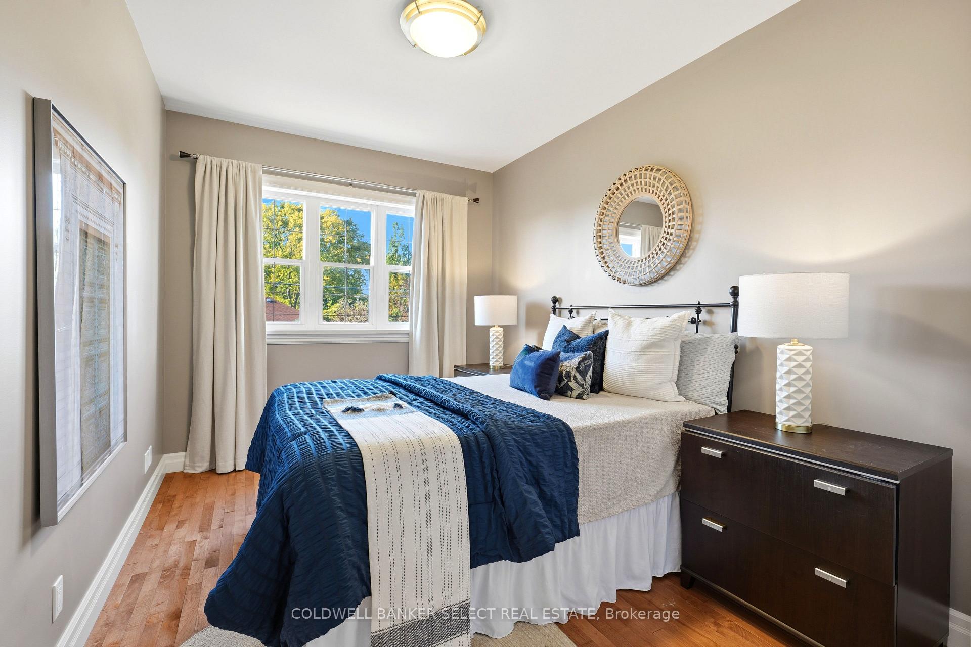 Photo 32 of 854 Sixth Street, Mississauga, Lakeview — HOMEH