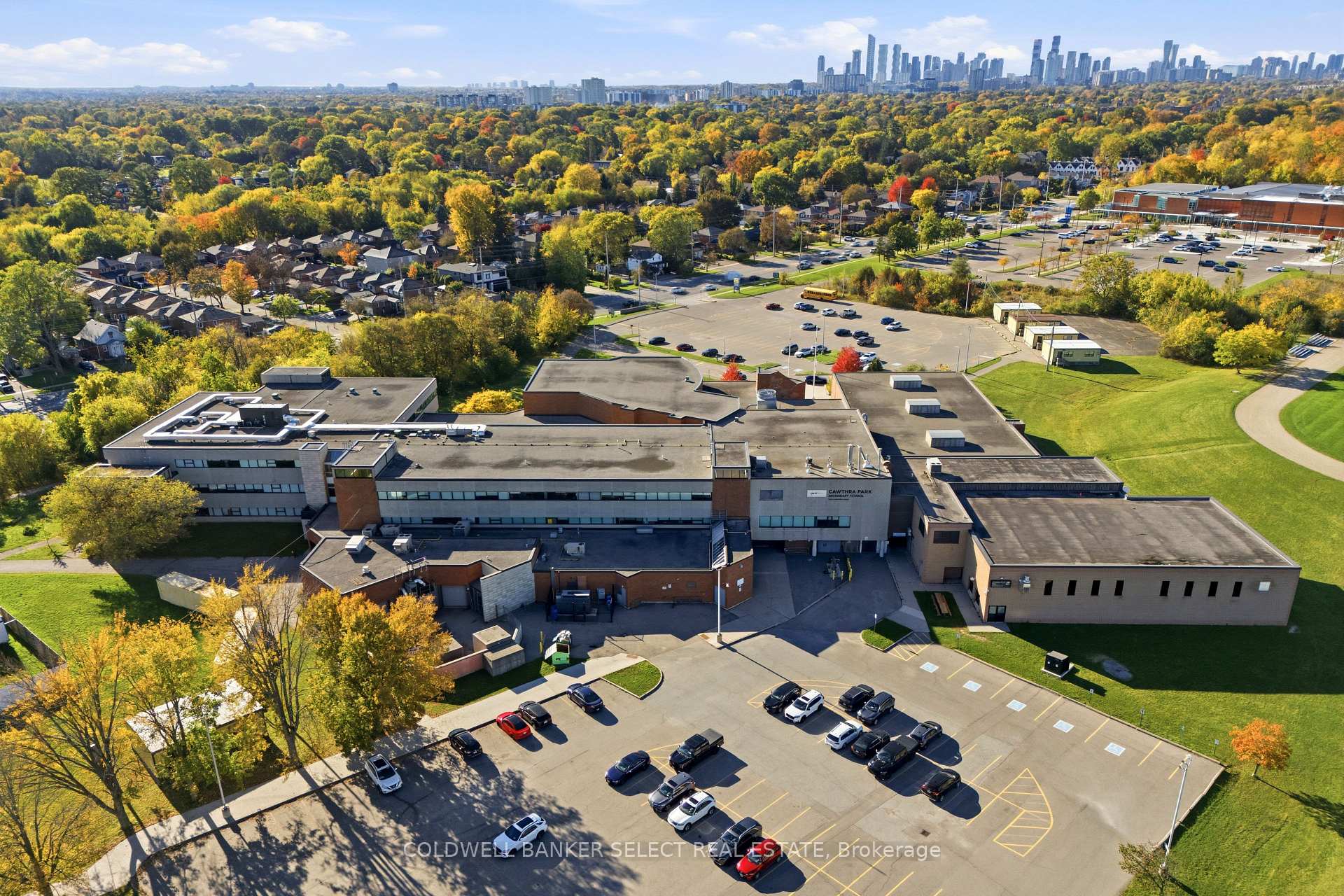 Photo 46 of 854 Sixth Street, Mississauga, Lakeview — HOMEH