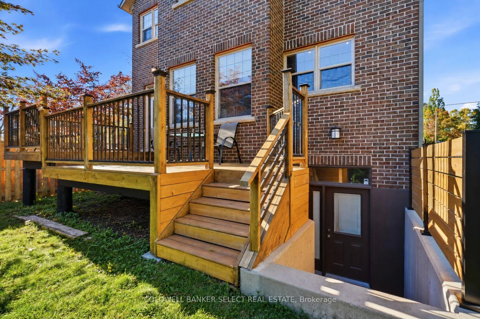 Photo 53 of 854 Sixth Street, Mississauga, Lakeview — HOMEH