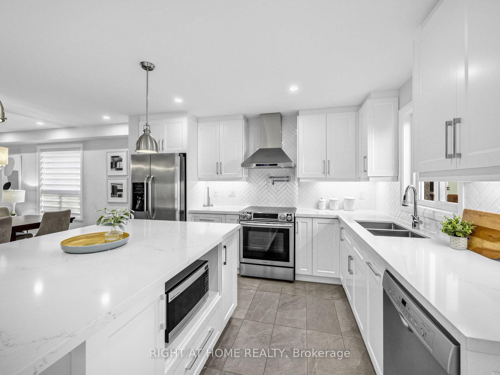 Photo 20 of 7385 Jaysnest Road, Mississauga, Meadowvale — HOMEH