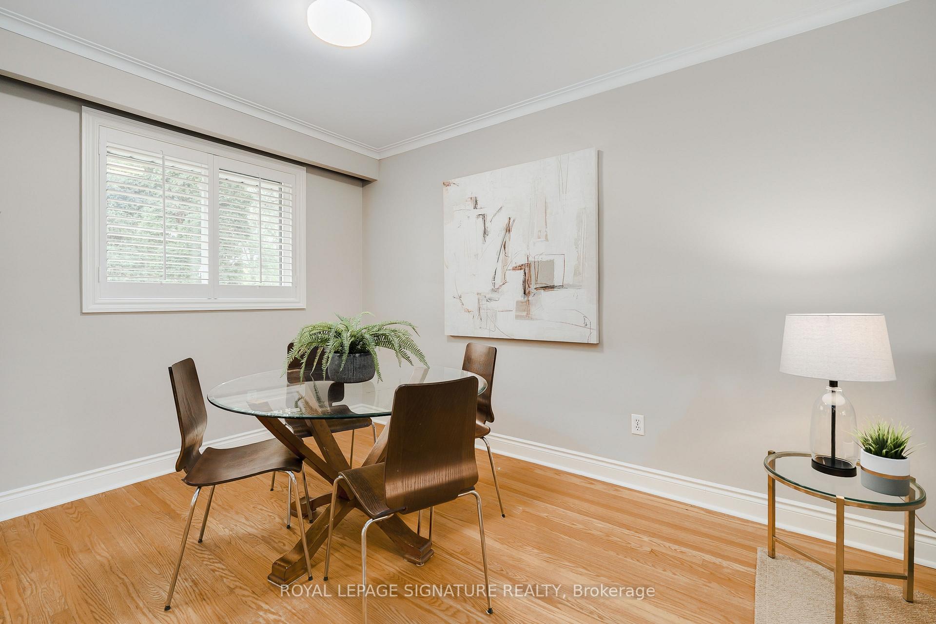 Photo 6 of 11 Bellbury Crescent, North York, Don Valley Village — HOMEH