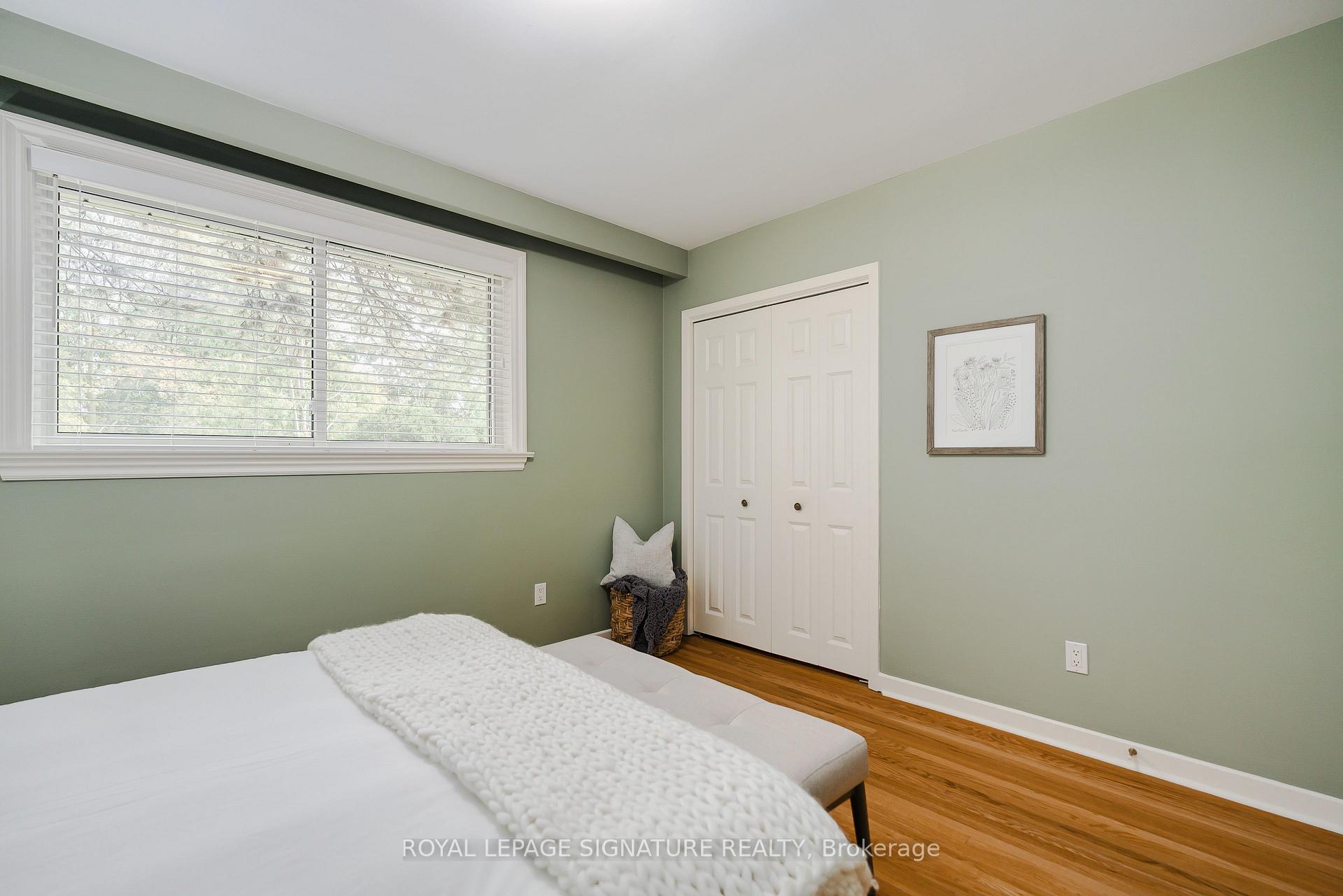 Photo 11 of 11 Bellbury Crescent, North York, Don Valley Village — HOMEH