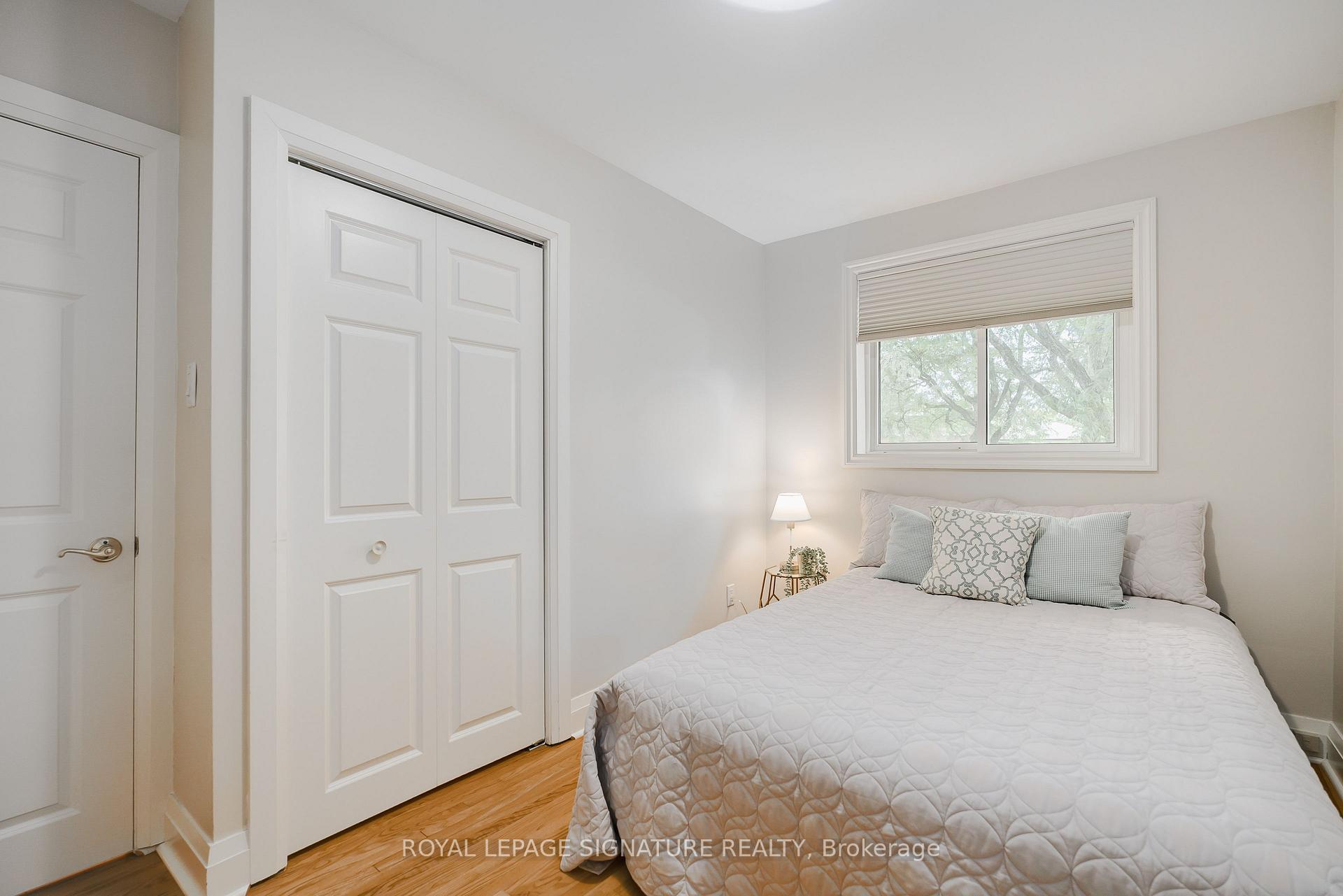 Photo 13 of 11 Bellbury Crescent, North York, Don Valley Village — HOMEH
