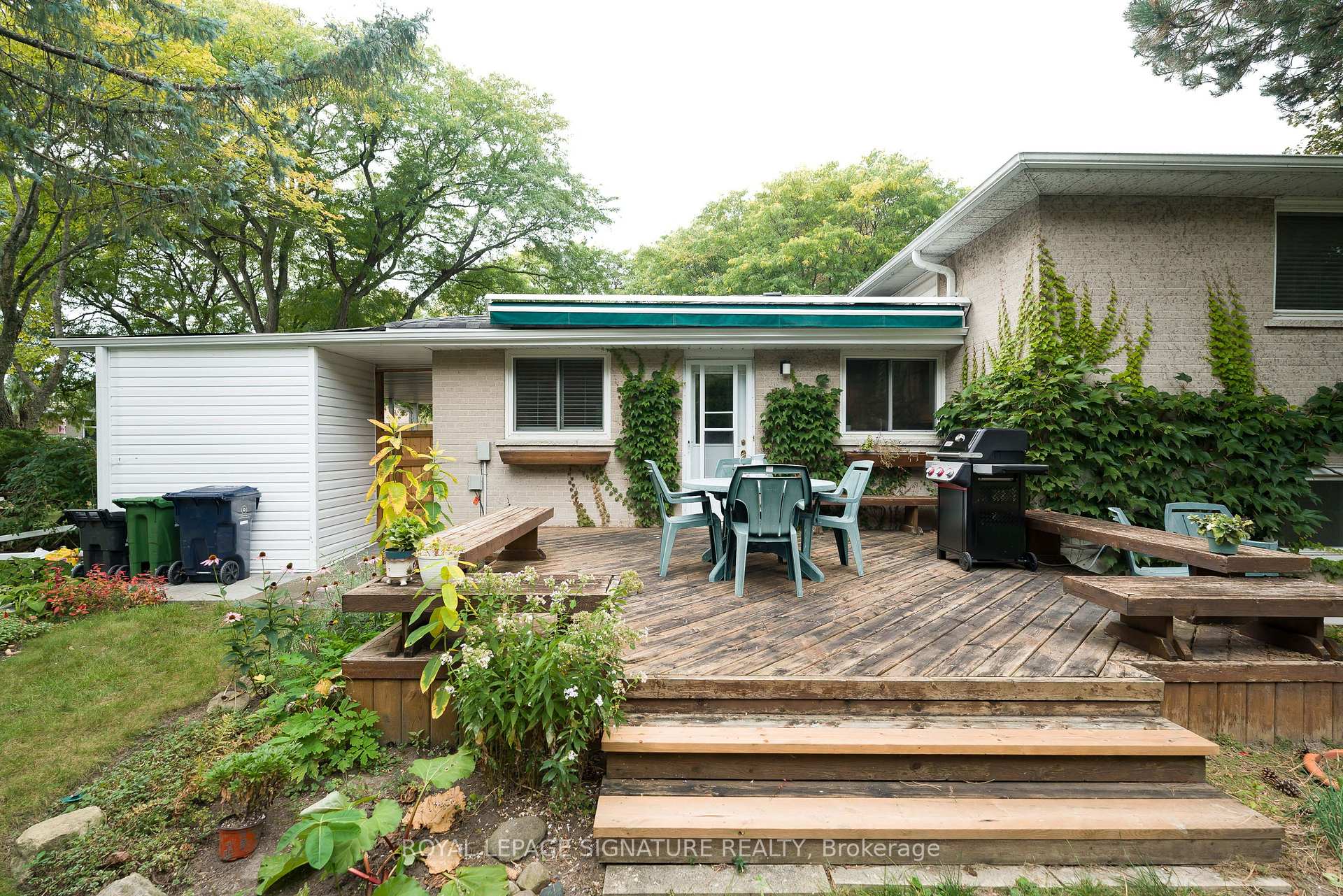 Photo 32 of 11 Bellbury Crescent, North York, Don Valley Village — HOMEH