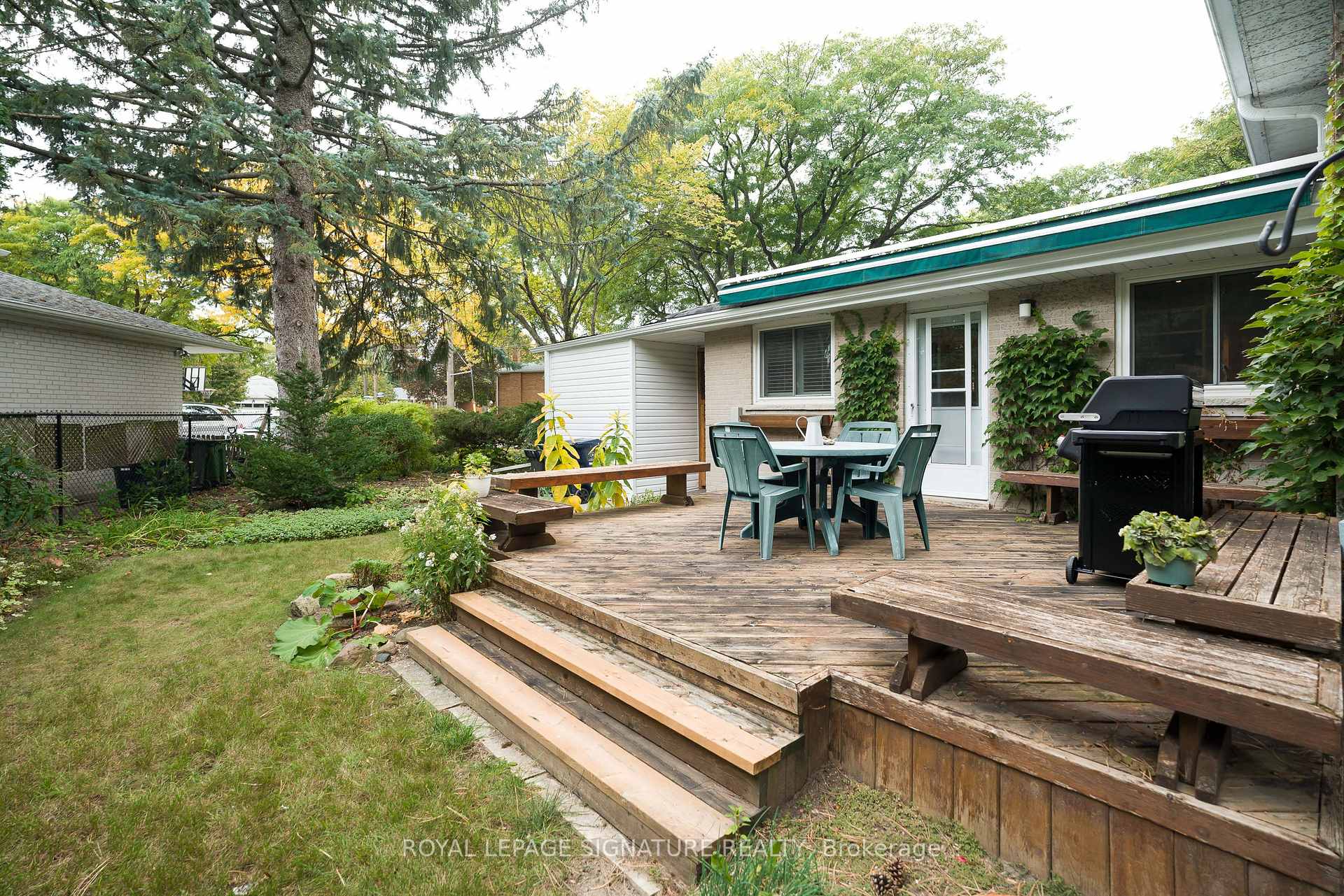 Photo 34 of 11 Bellbury Crescent, North York, Don Valley Village — HOMEH