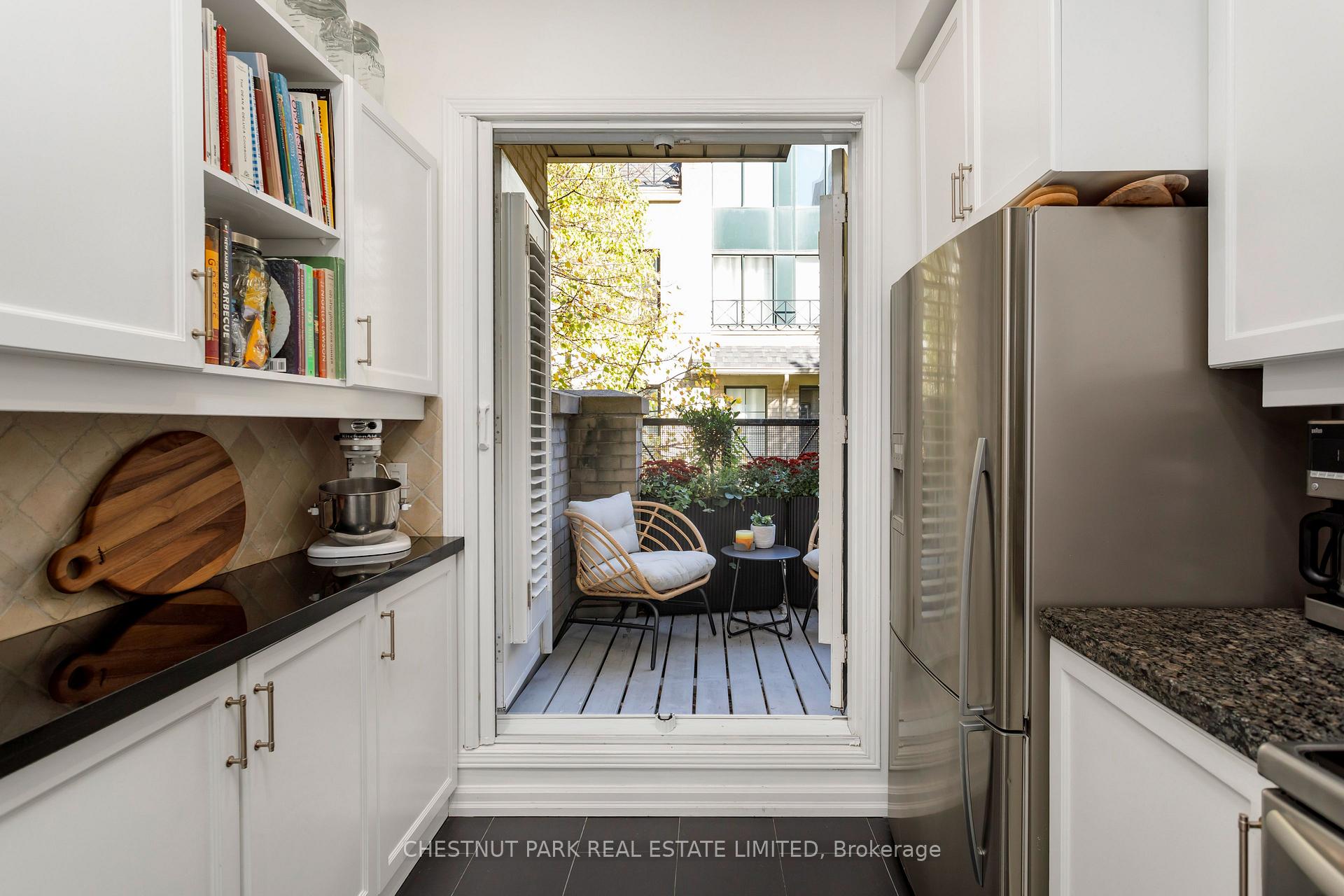 Photo 9 of Unit TH17, 1 Baxter Street, Toronto, Rosedale-Moore Park — HOMEH