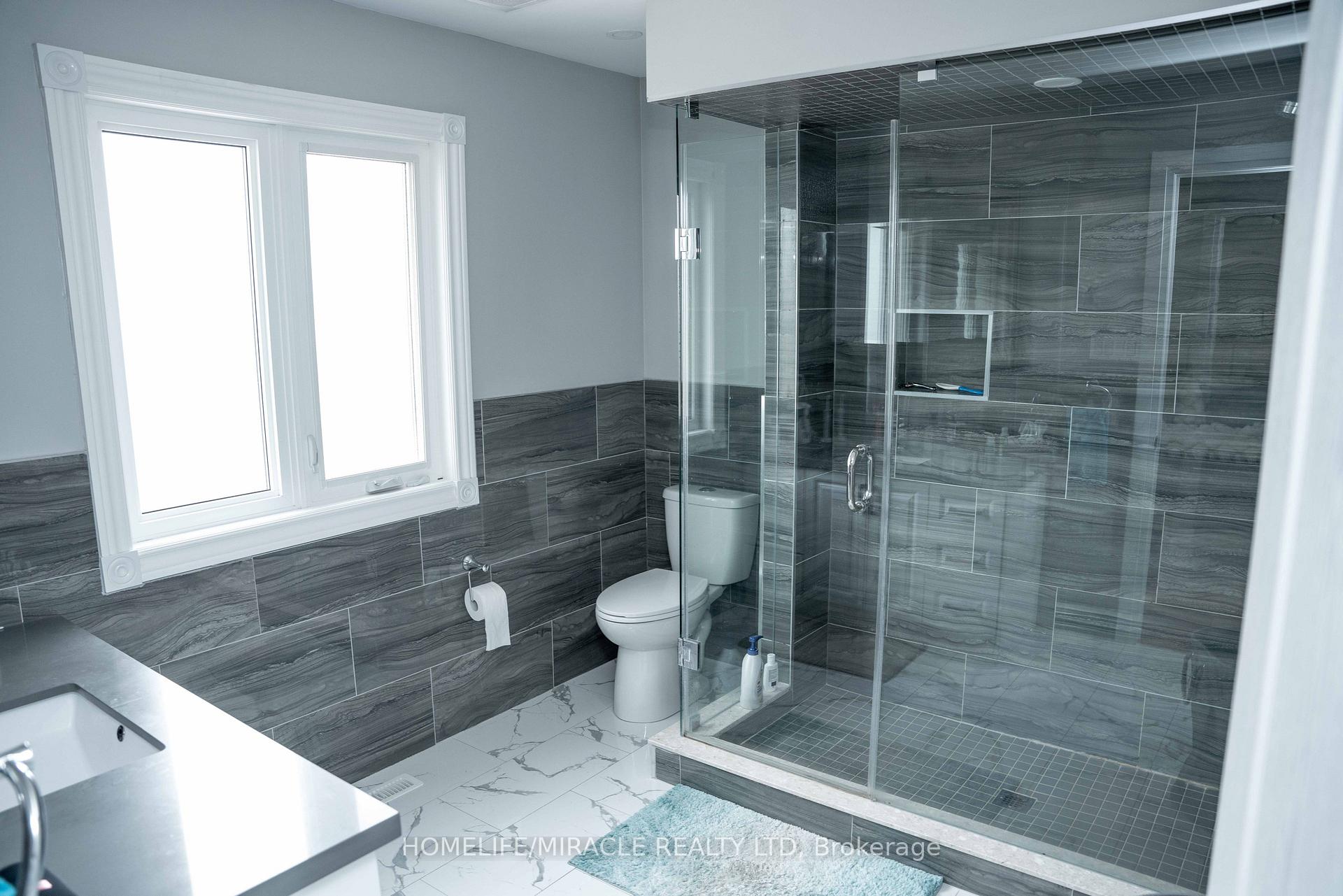 Photo 19 of 52 Creditstone Road, Brampton, Fletcher's Creek South — HOMEH
