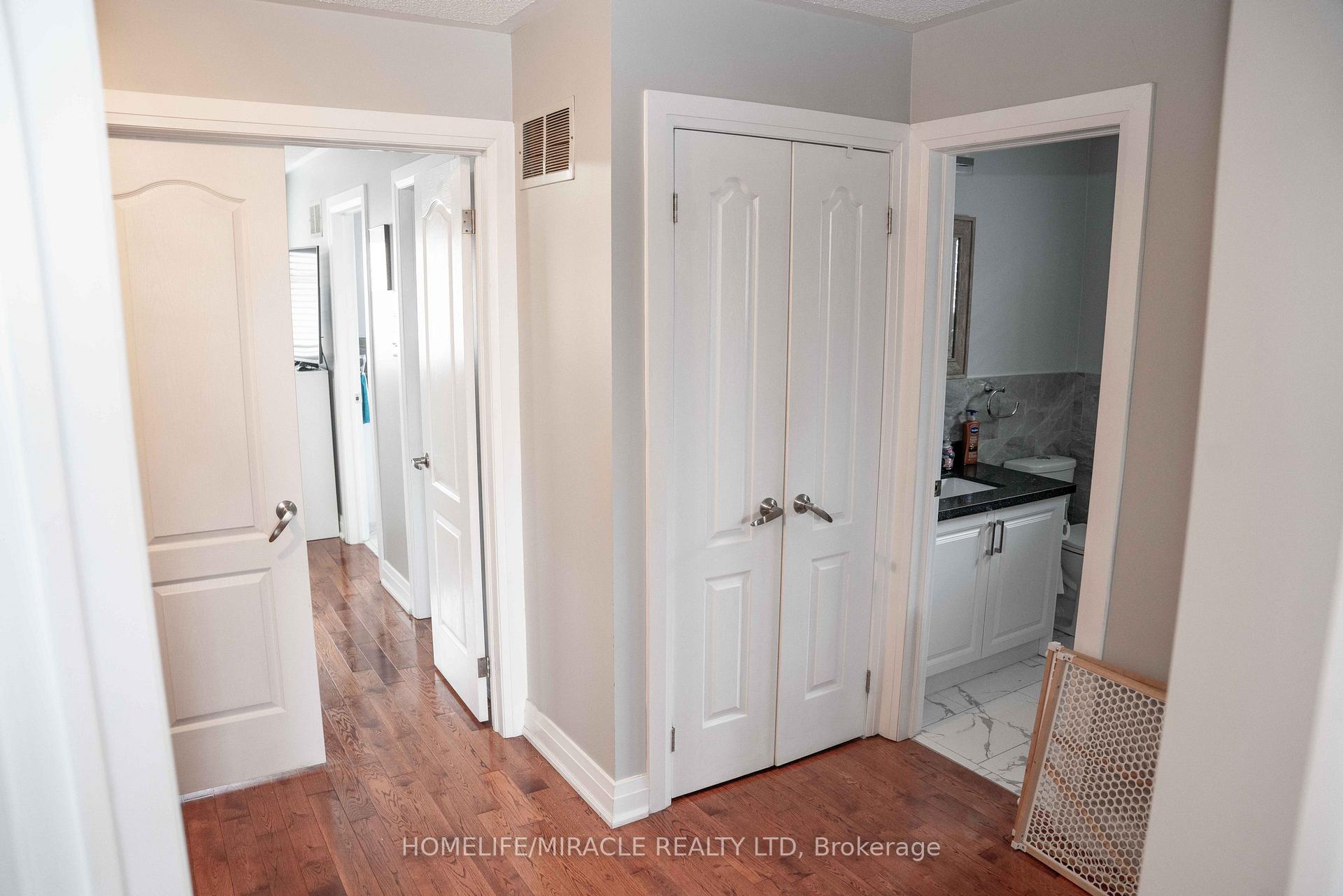 Photo 23 of 52 Creditstone Road, Brampton, Fletcher's Creek South — HOMEH