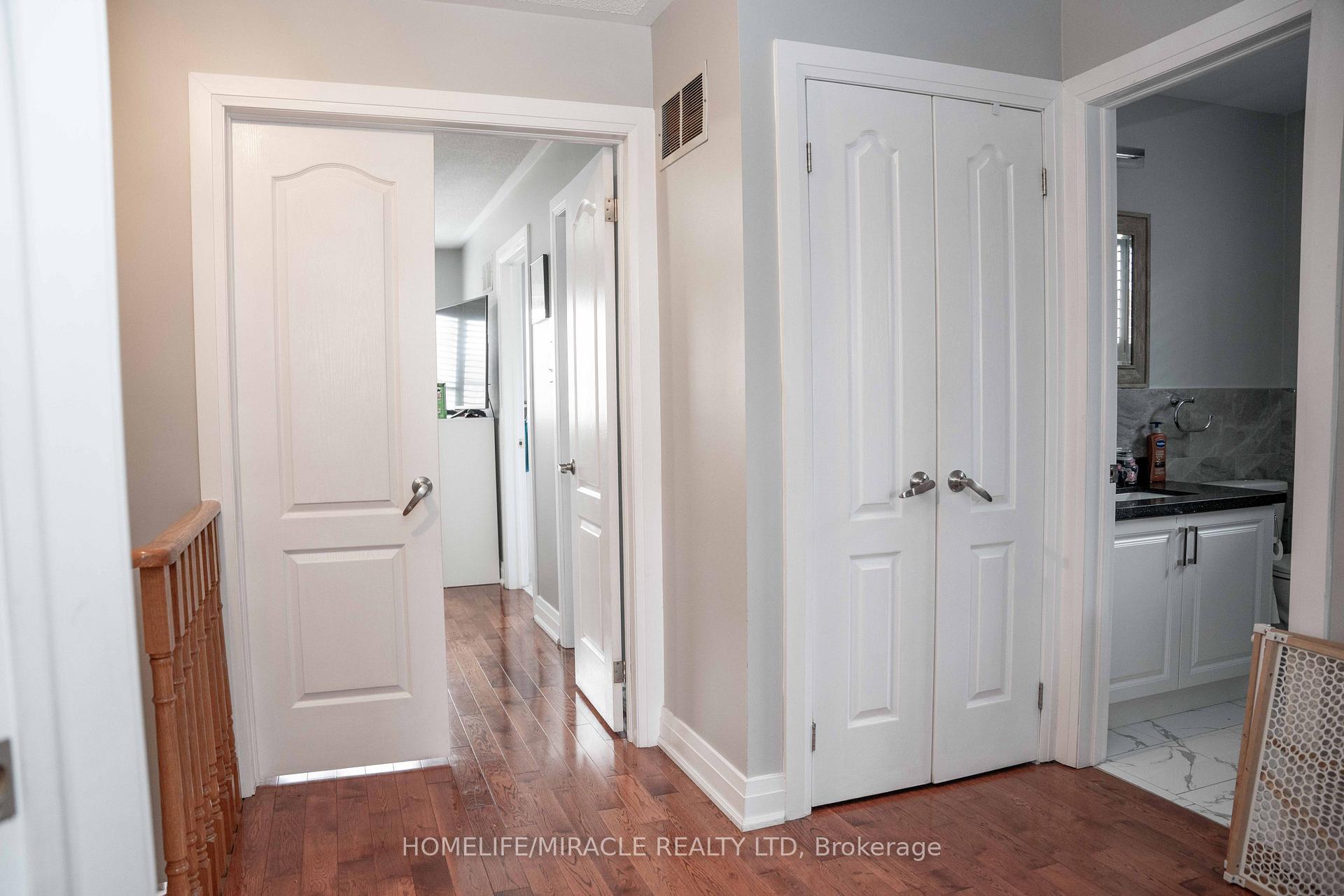 Photo 24 of 52 Creditstone Road, Brampton, Fletcher's Creek South — HOMEH
