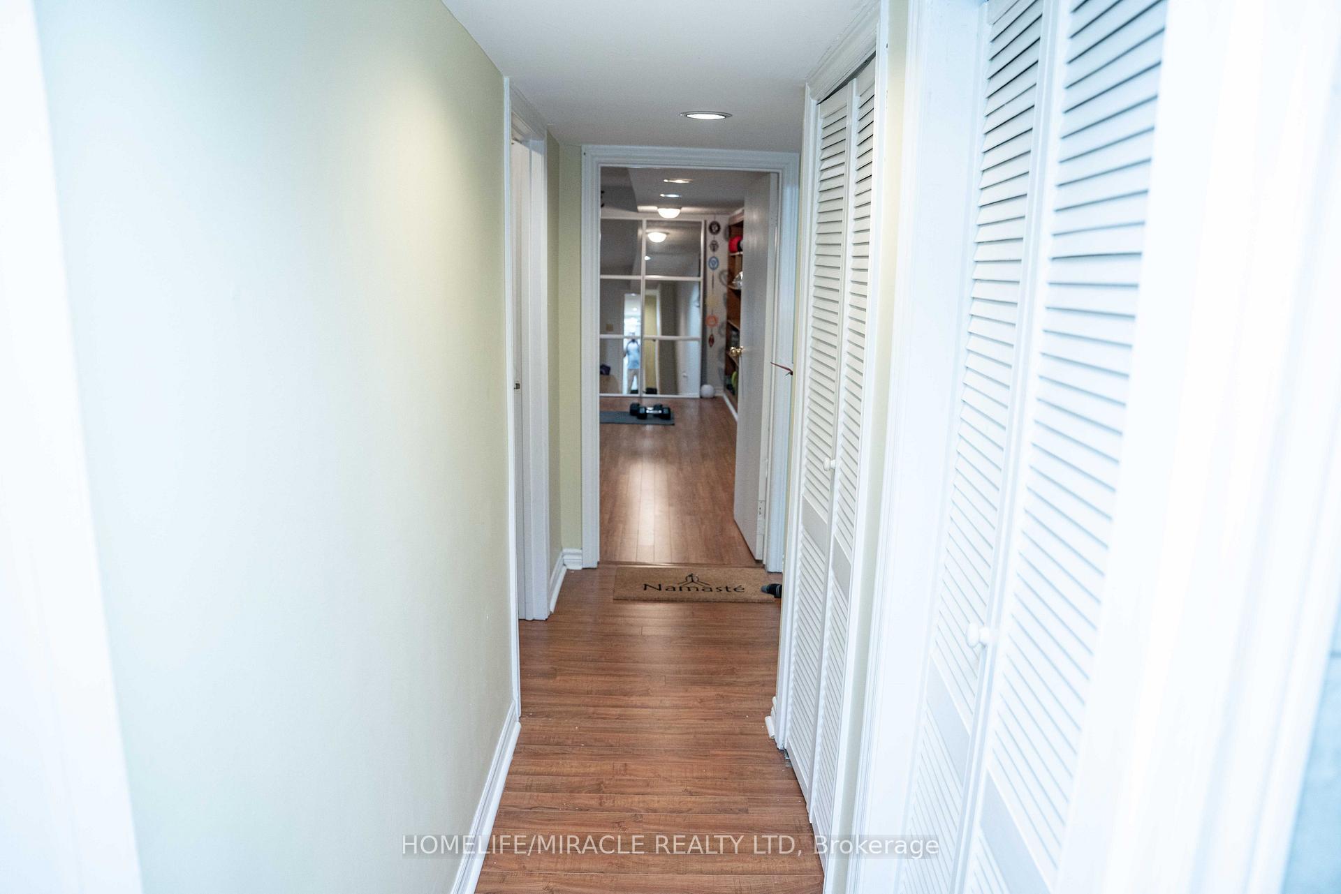 Photo 32 of 52 Creditstone Road, Brampton, Fletcher's Creek South — HOMEH