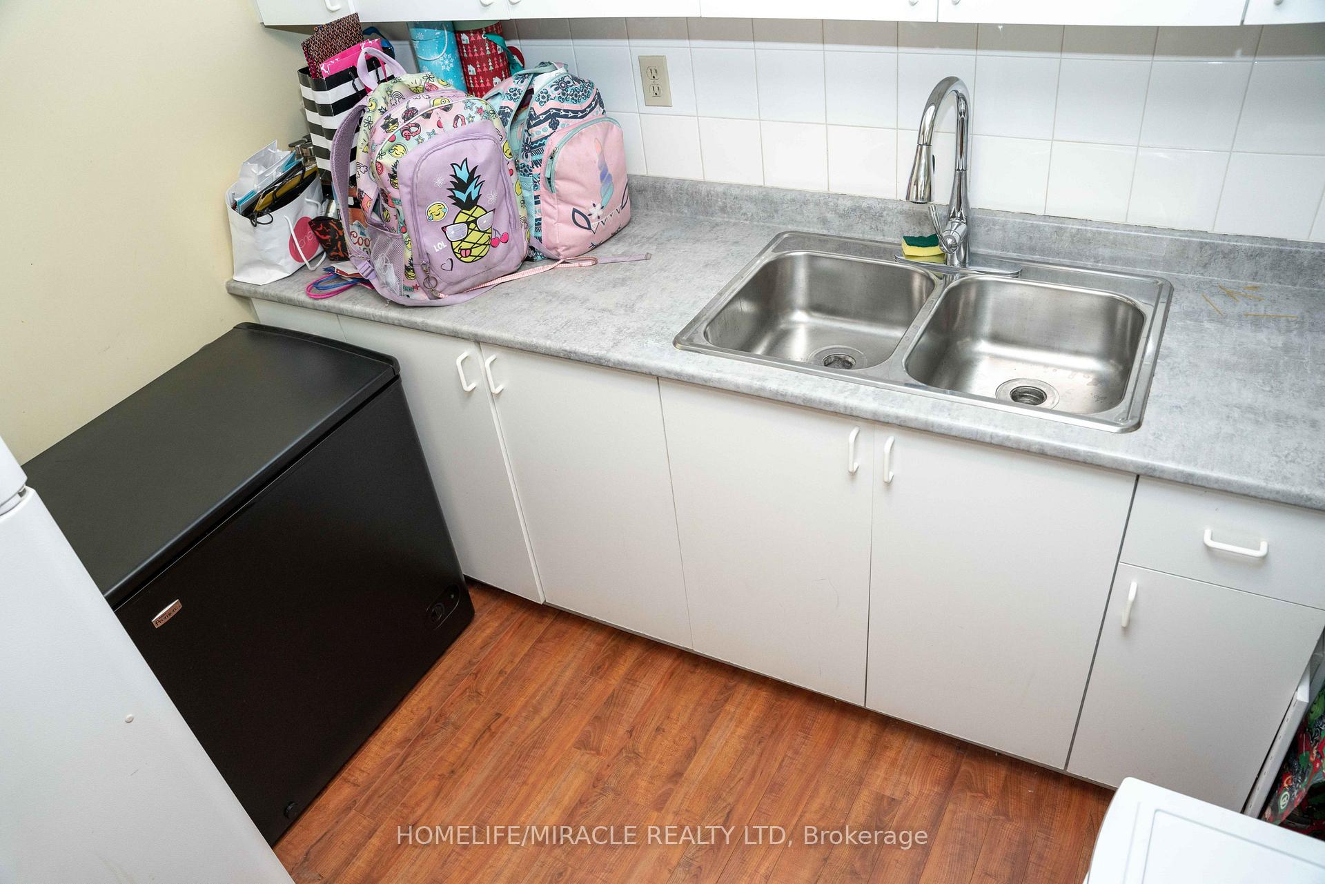 Photo 36 of 52 Creditstone Road, Brampton, Fletcher's Creek South — HOMEH