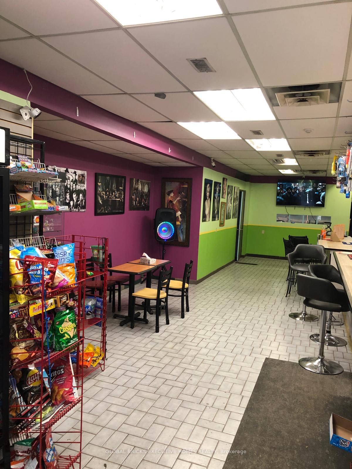 Photo 10 of 54 Main Street E, Chatham-Kent, Ridgetown — HOMEH