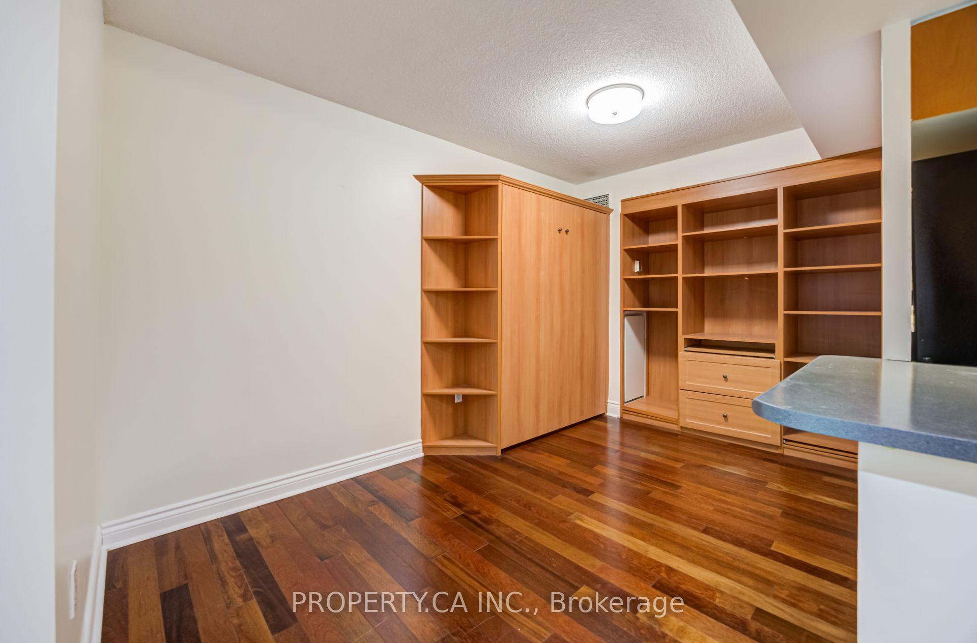 Photo 9 of Unit 209, 330 Adelaide Street E, Toronto, Moss Park — HOMEH
