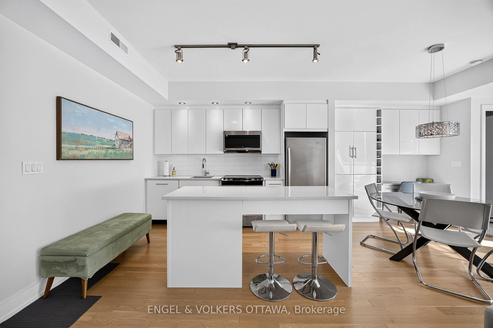 Photo 10 of Unit 710, 360 Patricia Avenue, Ottawa, Westboro South — HOMEH