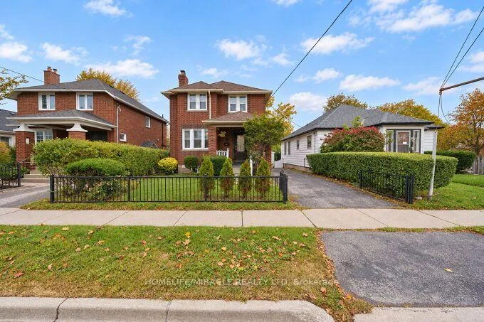 Photo 3 of 55 Park Road N, Oshawa, McLaughlin — HOMEH