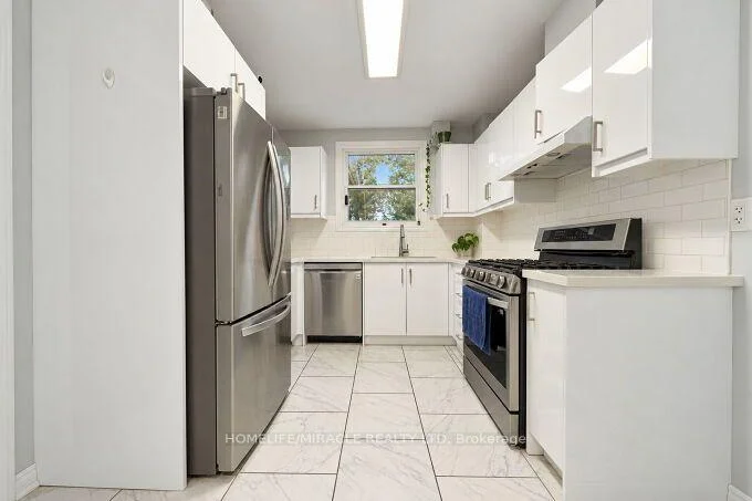 Photo 18 of 55 Park Road N, Oshawa, McLaughlin — HOMEH