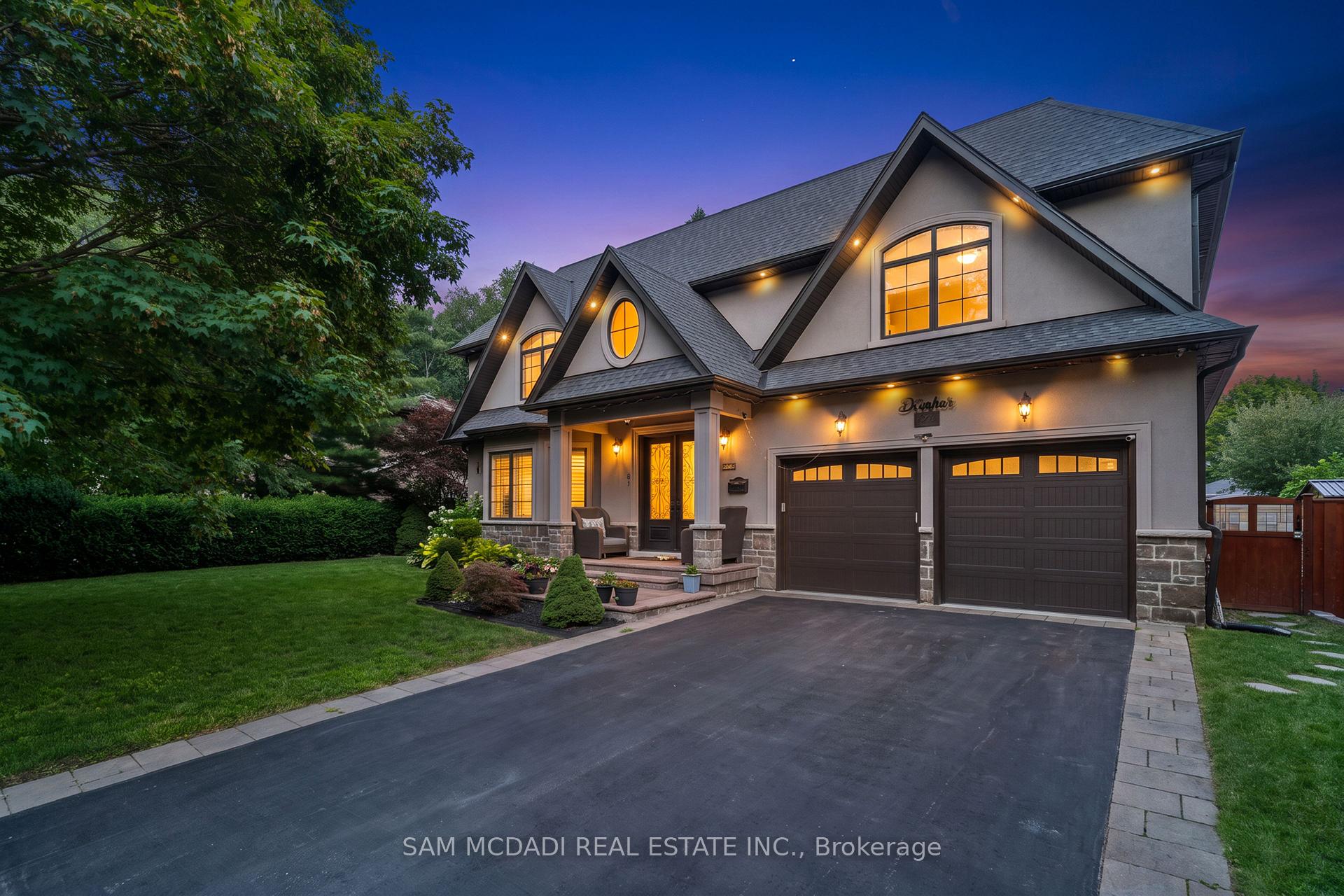 Photo 2 of 834 Edistel Crescent, Mississauga, Lorne Park — HOMEH