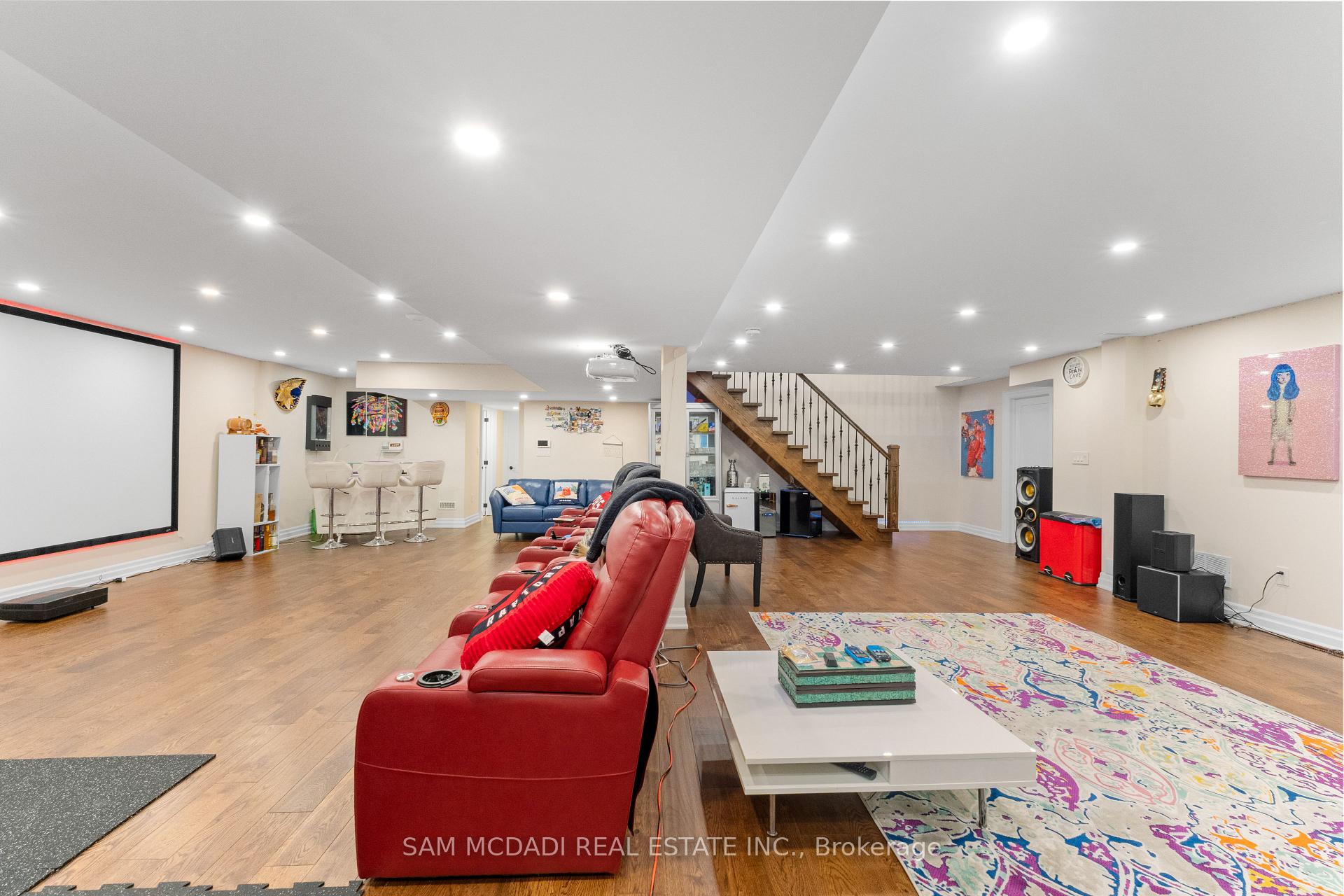 Photo 32 of 834 Edistel Crescent, Mississauga, Lorne Park — HOMEH