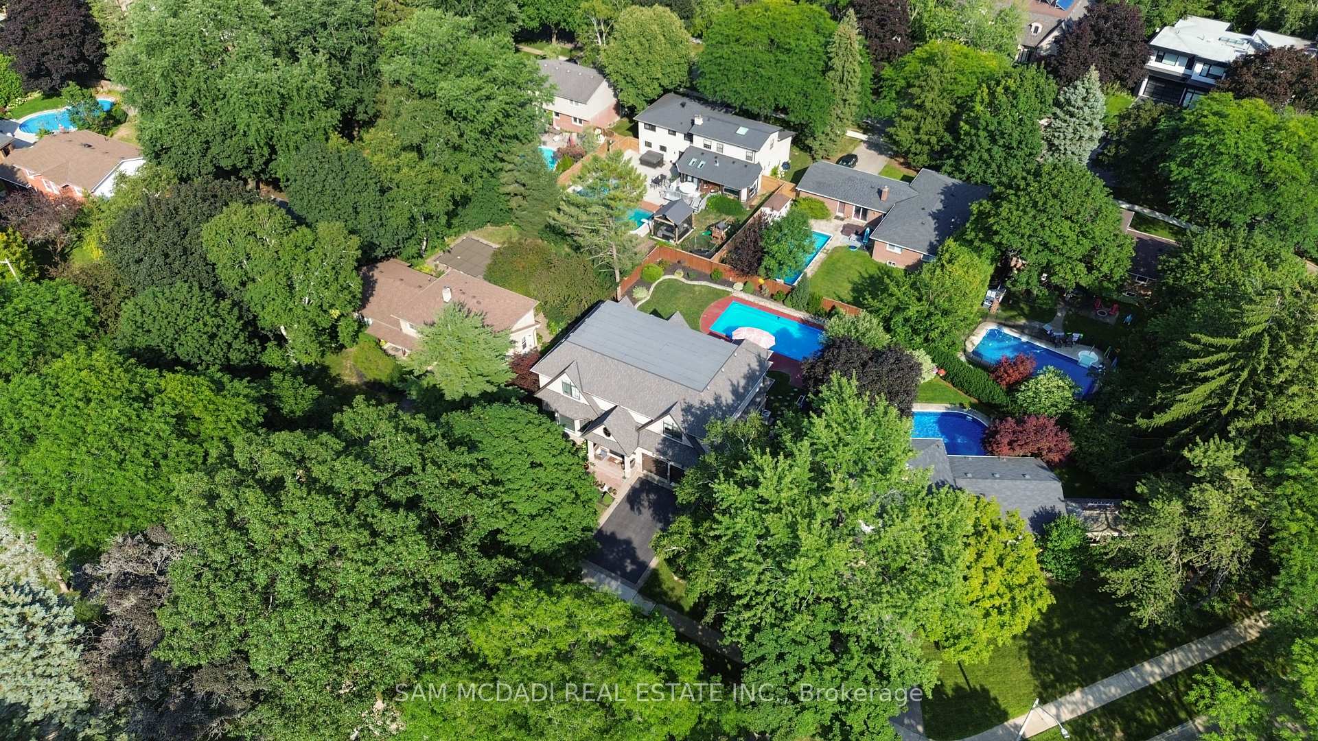 Photo 40 of 834 Edistel Crescent, Mississauga, Lorne Park — HOMEH