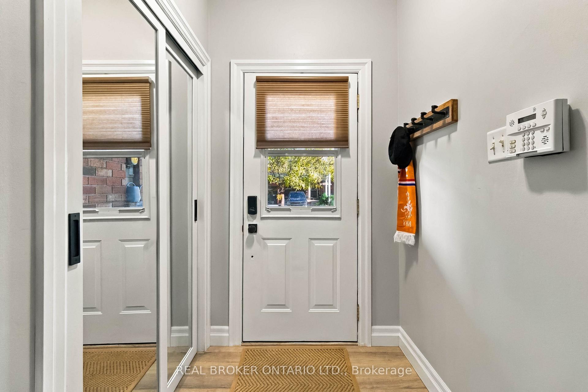Photo 4 of 1848 Mccoy Avenue, Burlington, Uptown — HOMEH