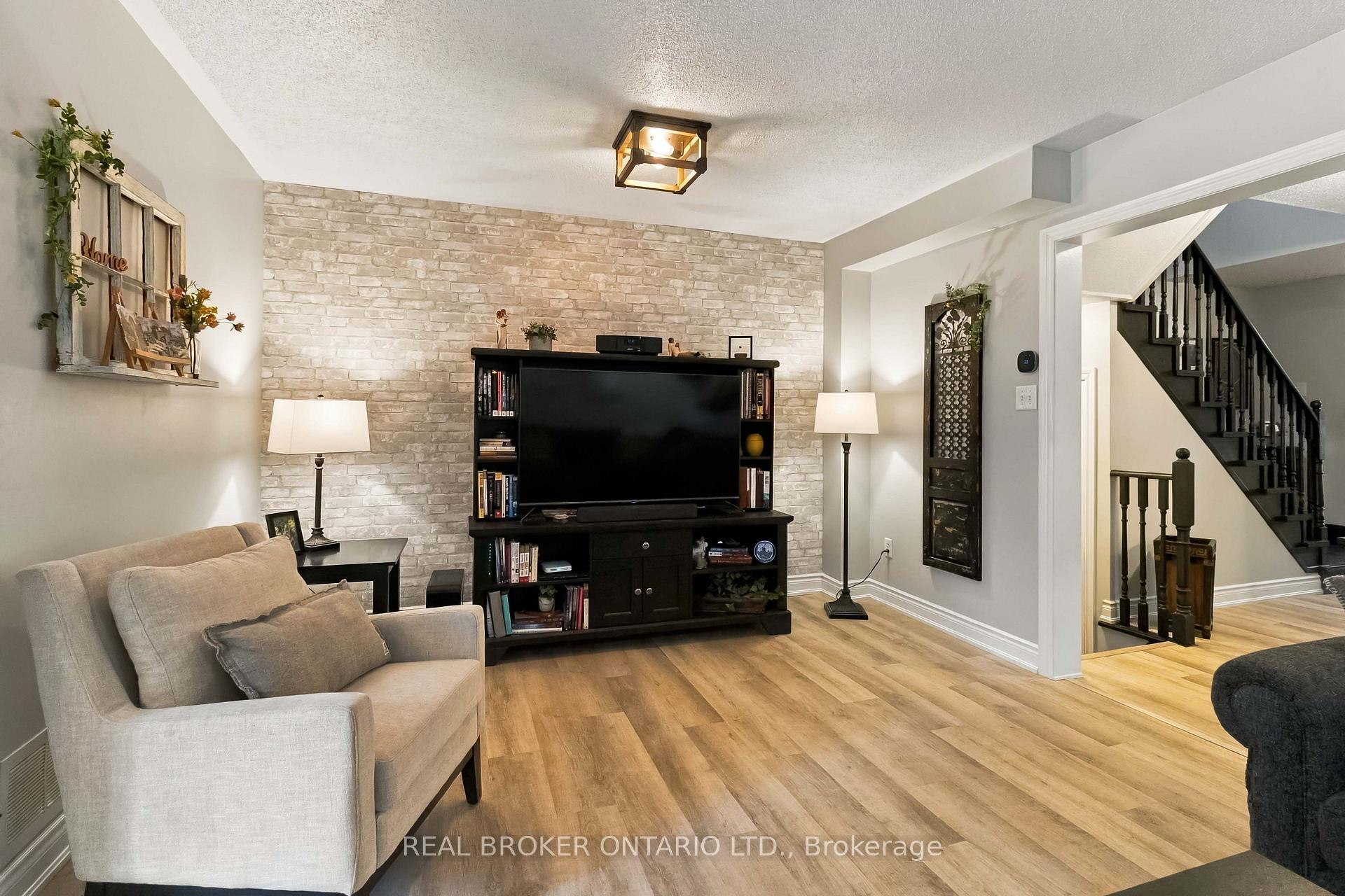 Photo 8 of 1848 Mccoy Avenue, Burlington, Uptown — HOMEH