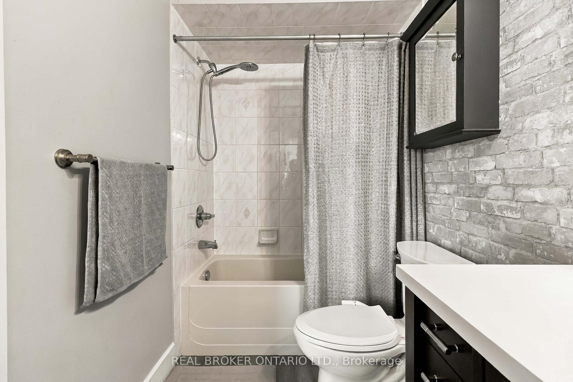 Photo 18 of 1848 Mccoy Avenue, Burlington, Uptown — HOMEH
