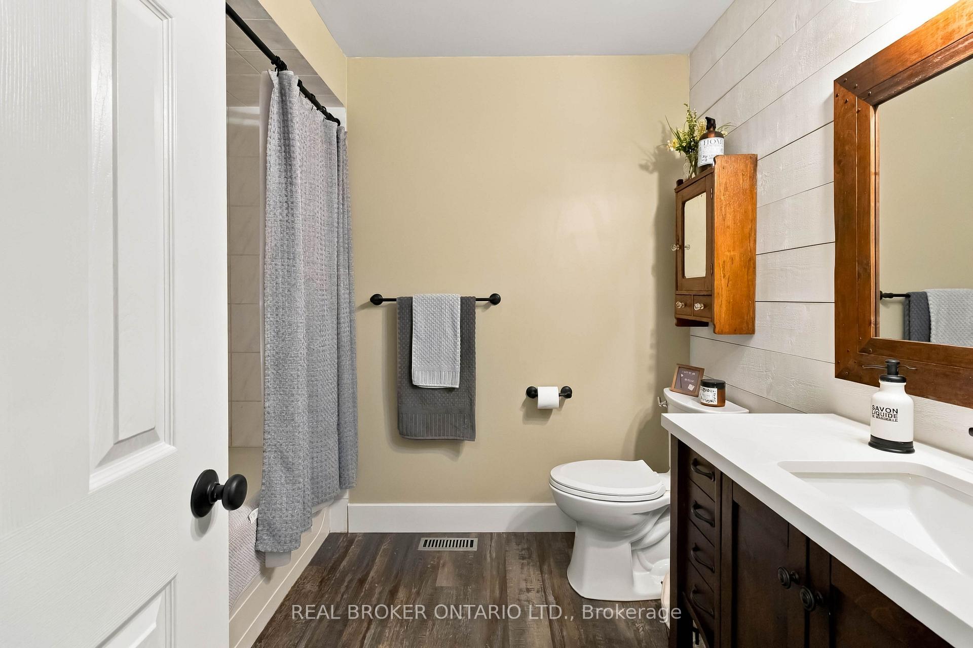 Photo 23 of 1848 Mccoy Avenue, Burlington, Uptown — HOMEH