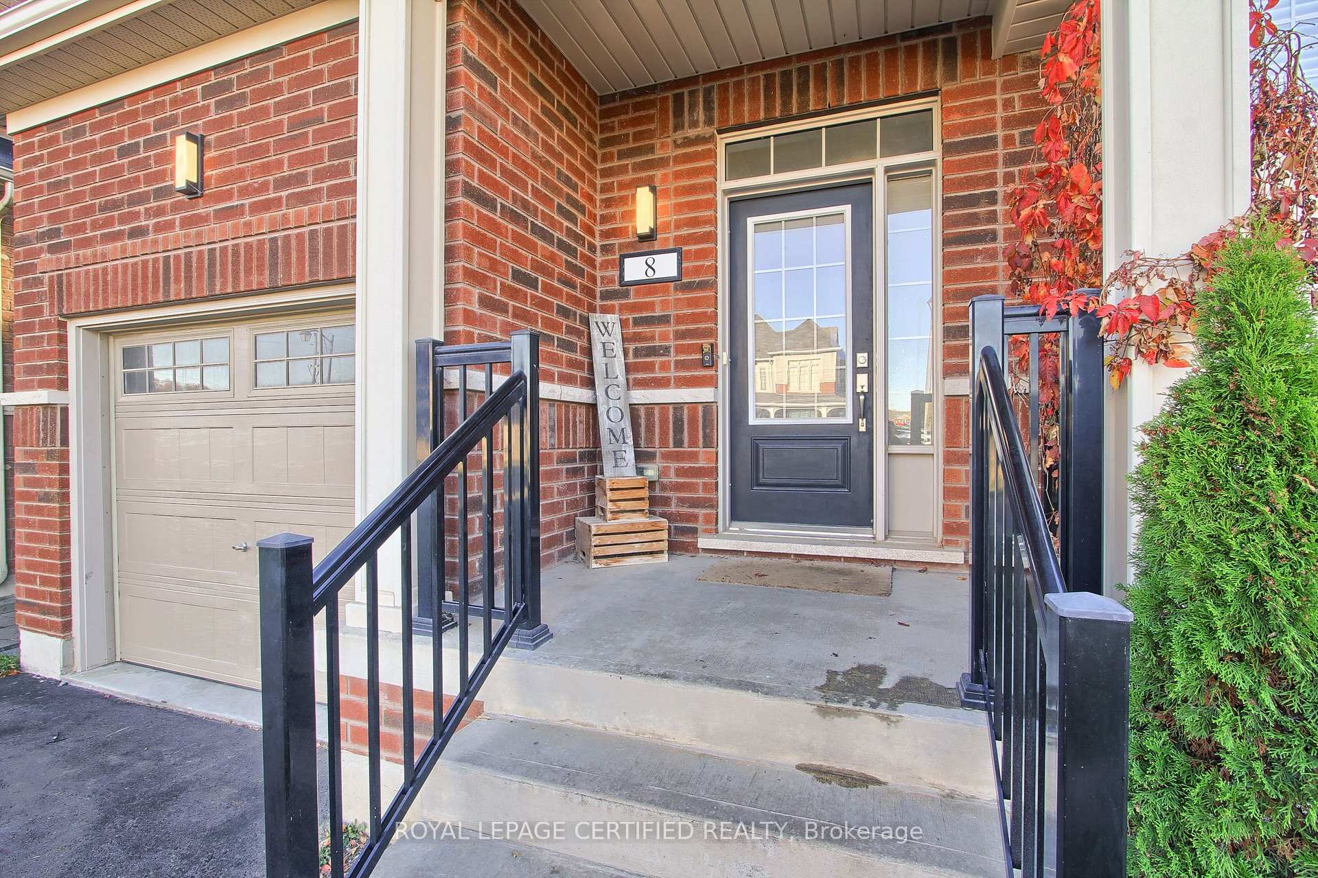 Photo 5 of 8 Martin Trail, New Tecumseth, Tottenham — HOMEH