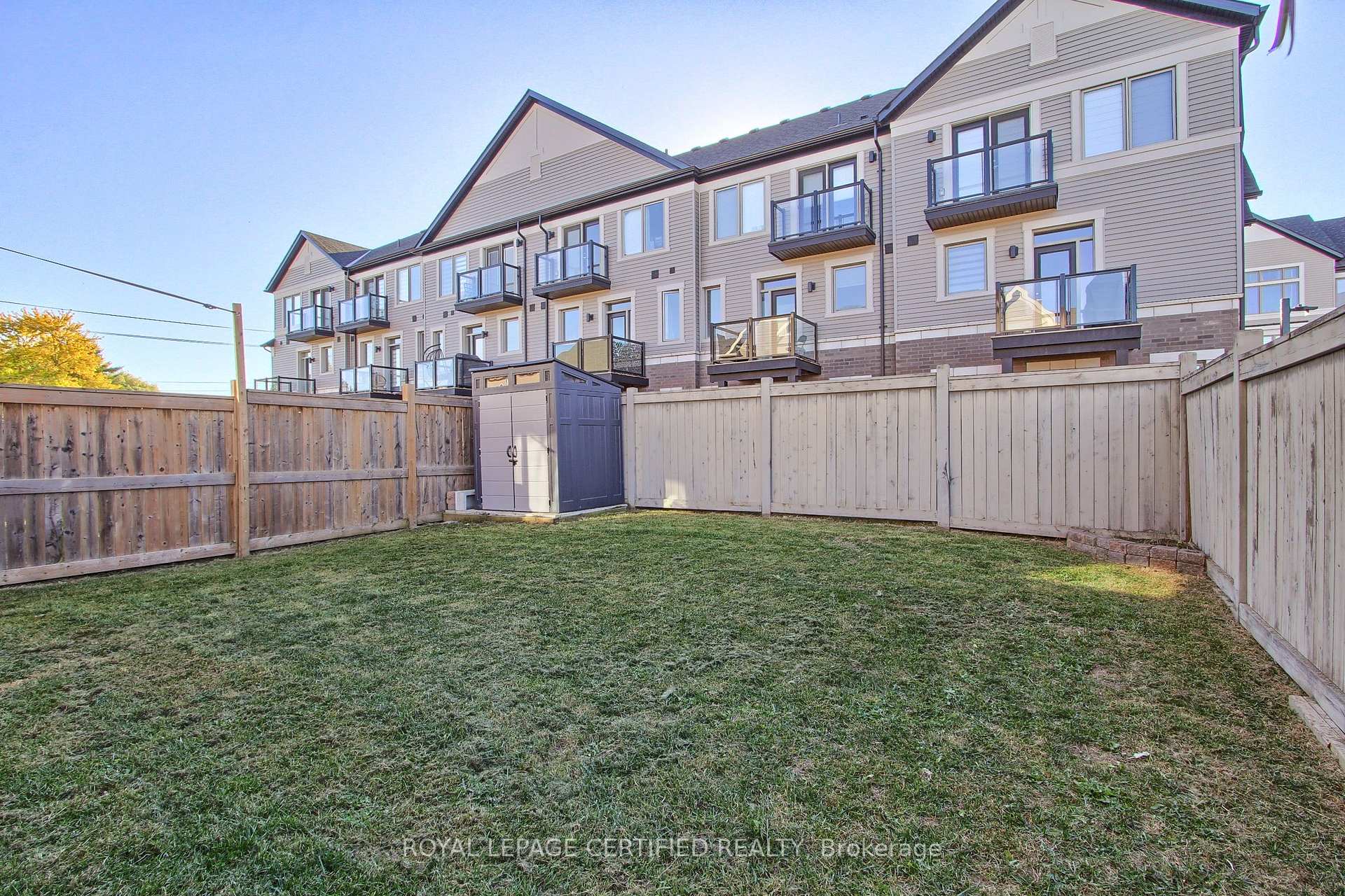 Photo 42 of 8 Martin Trail, New Tecumseth, Tottenham — HOMEH